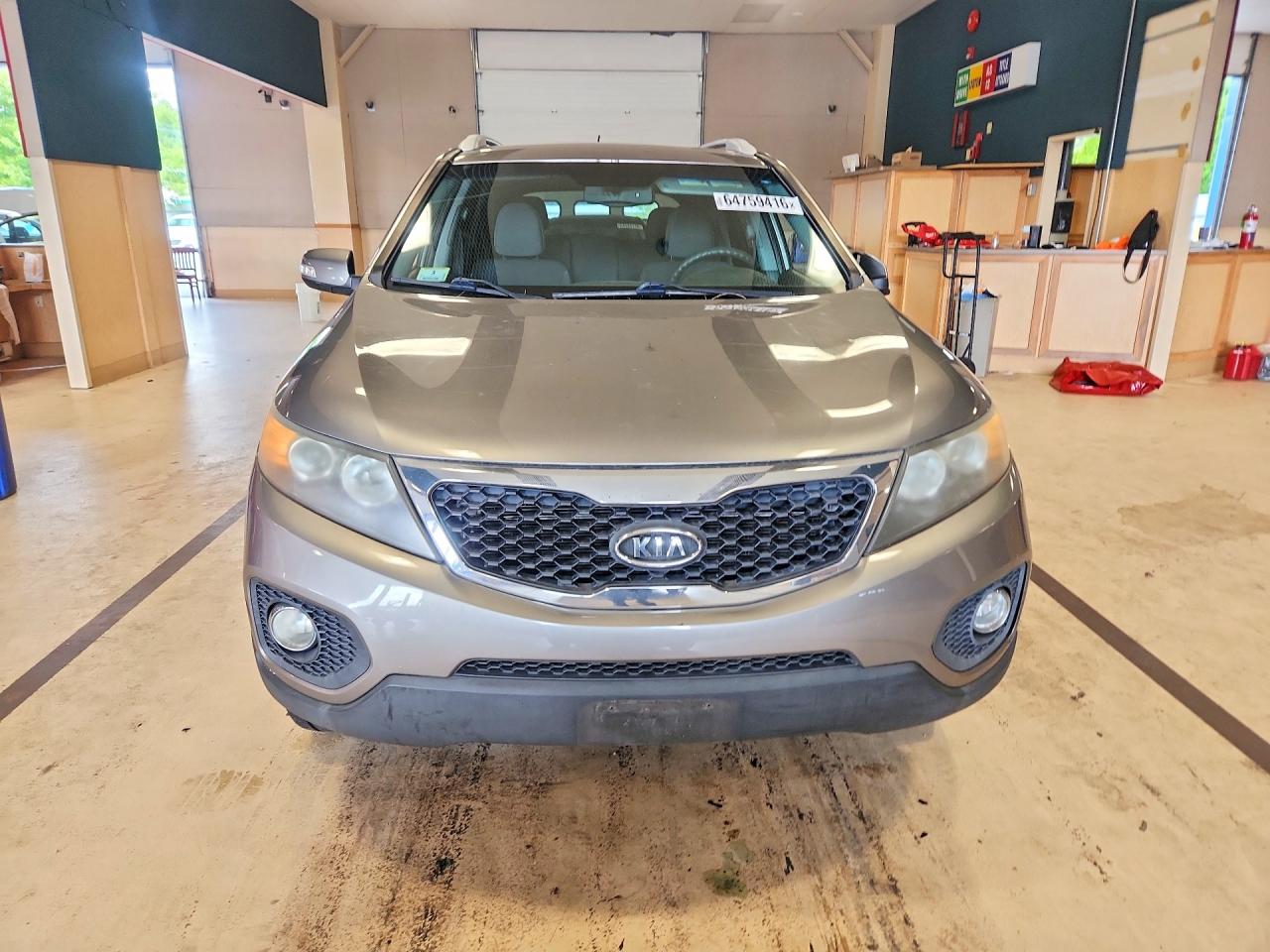 2011 Kia Sorento Lx Gray vin: 5XYKTDA14BG046989