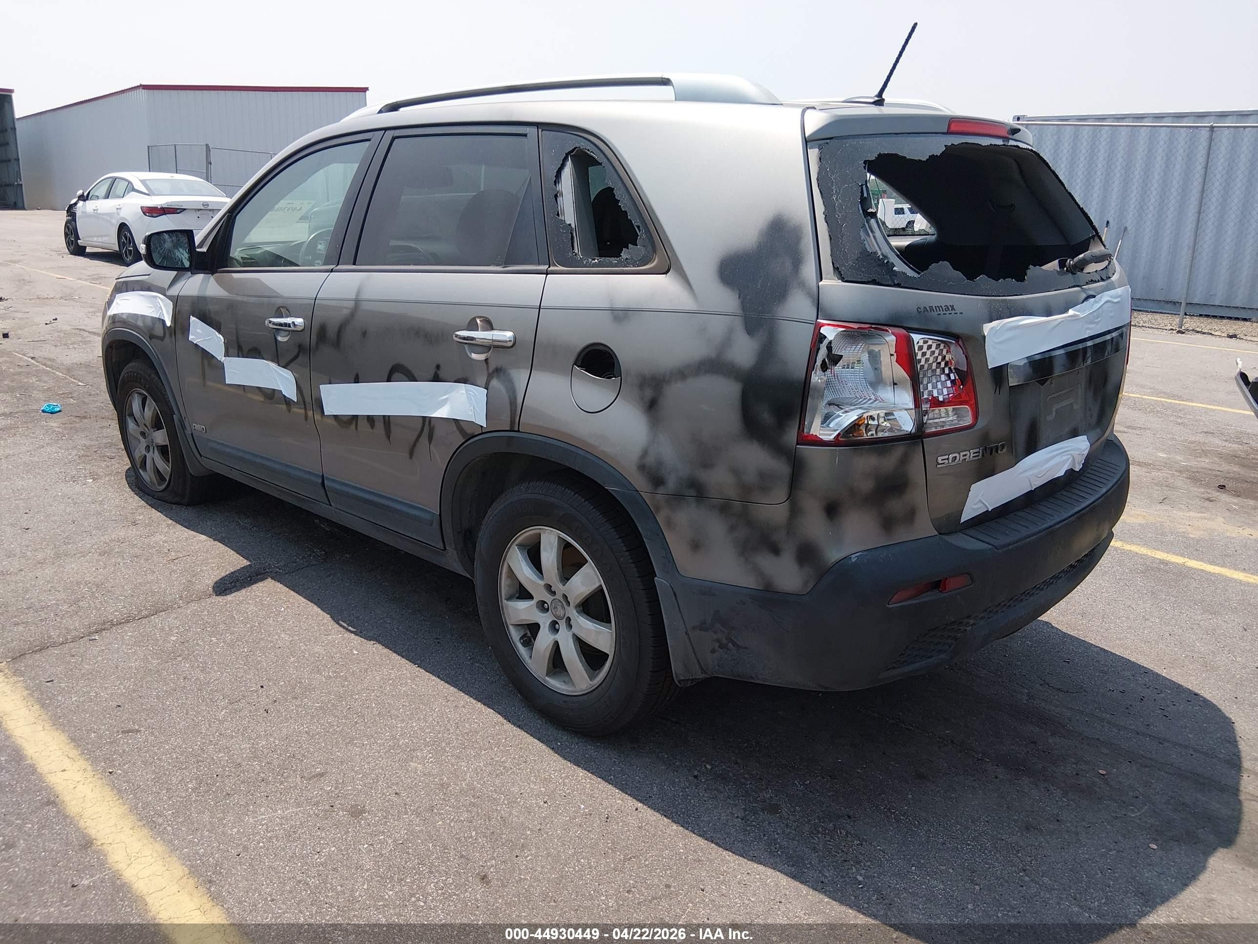 2011 Kia Sorento Lx Gray vin: 5XYKTDA14BG154691