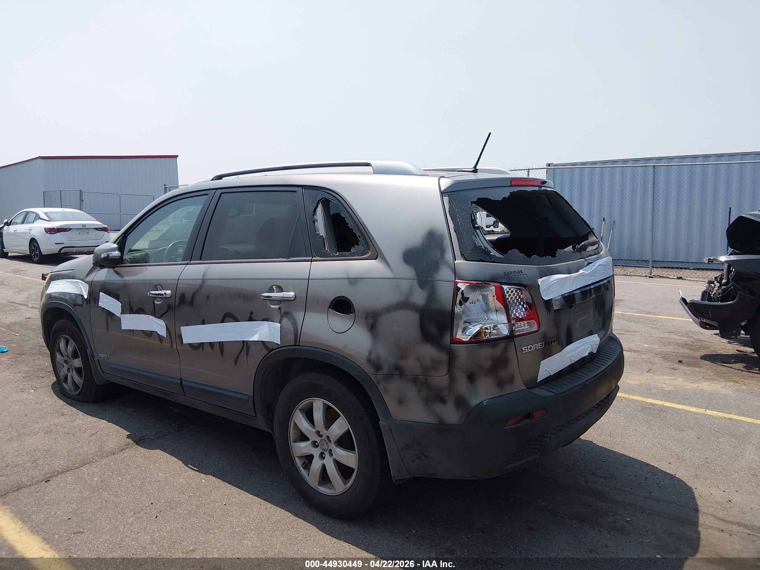 2011 Kia Sorento Lx Gray vin: 5XYKTDA14BG154691