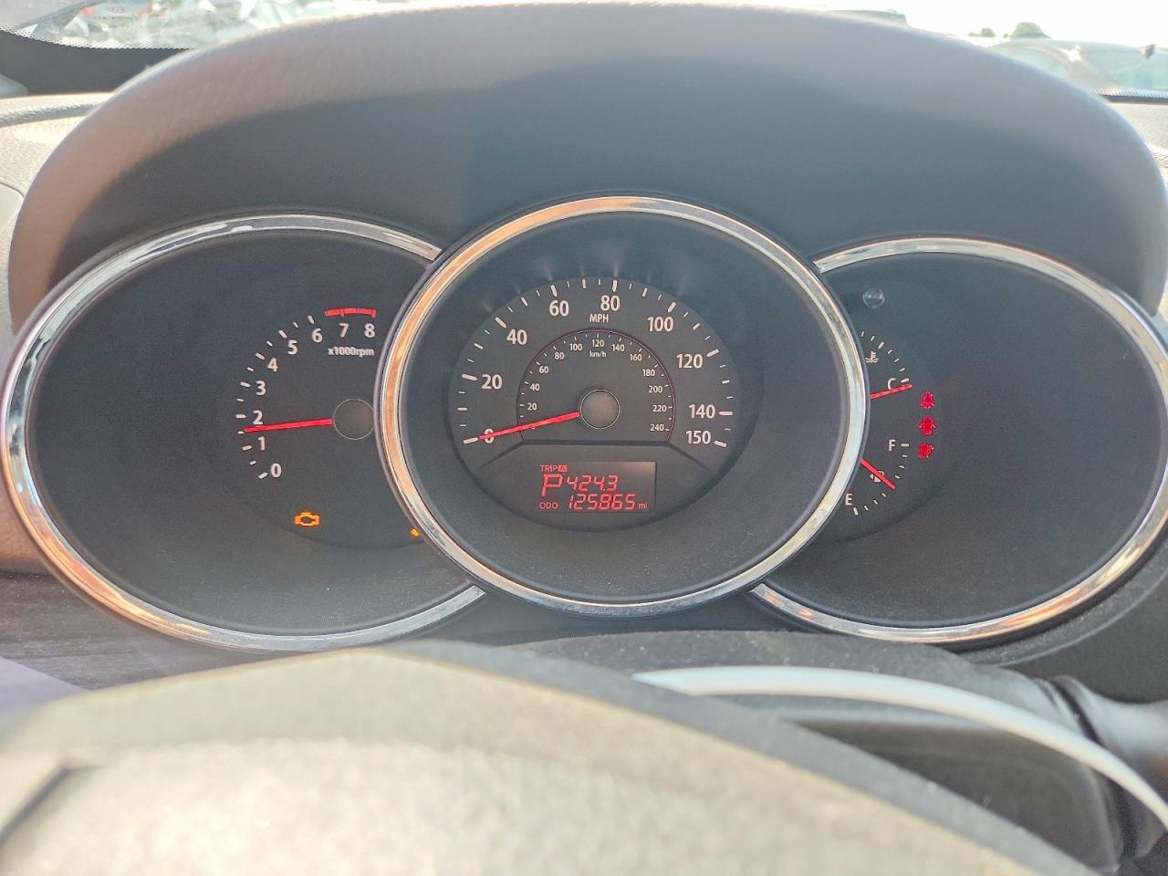 2011 Kia Sorento Lx Burgundy vin: 5XYKTDA15BG110537