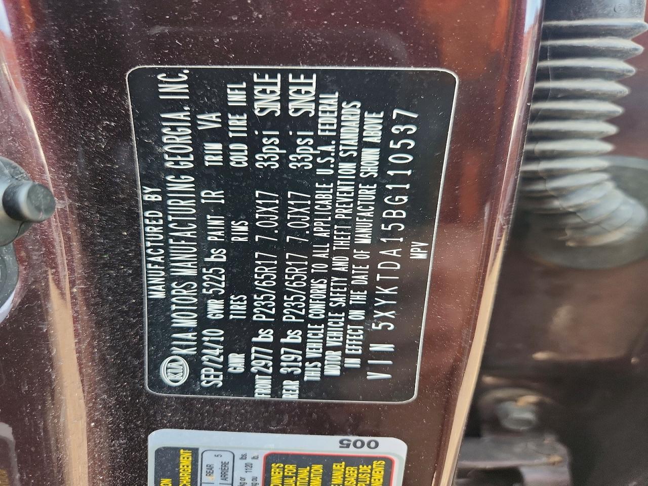 2011 Kia Sorento Lx Burgundy vin: 5XYKTDA15BG110537