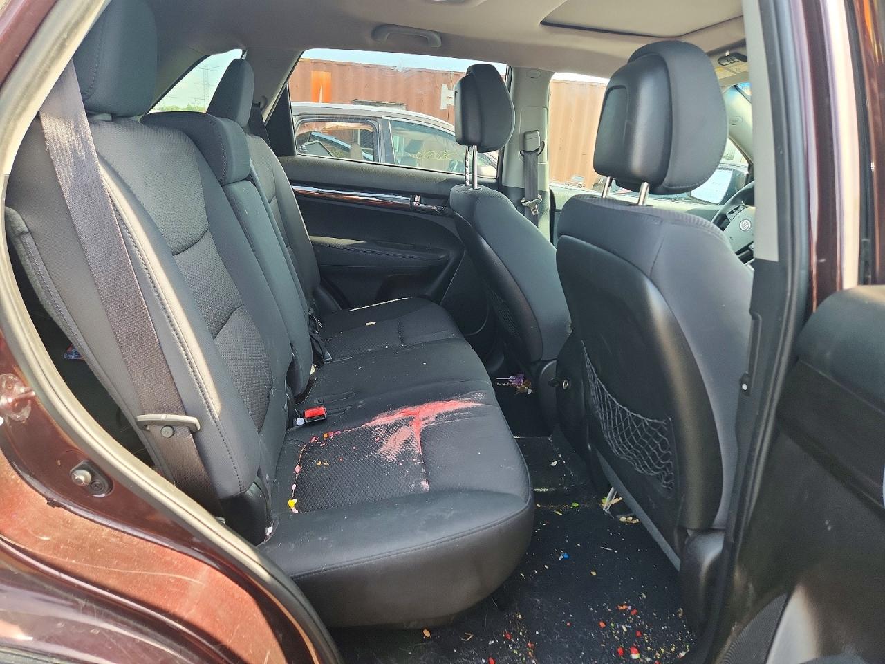 2011 Kia Sorento Lx Burgundy vin: 5XYKTDA15BG110537
