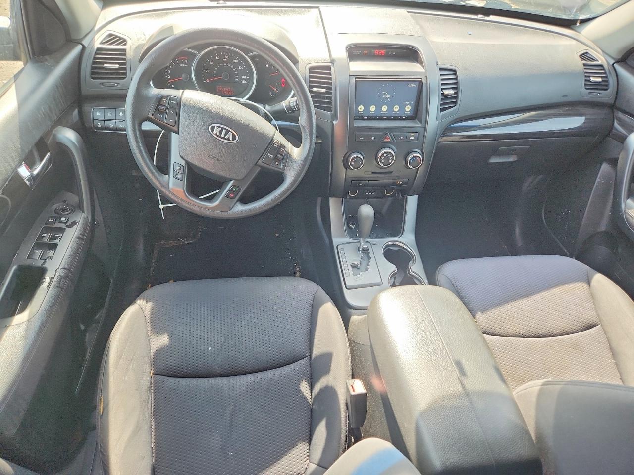 2011 Kia Sorento Lx Burgundy vin: 5XYKTDA15BG110537