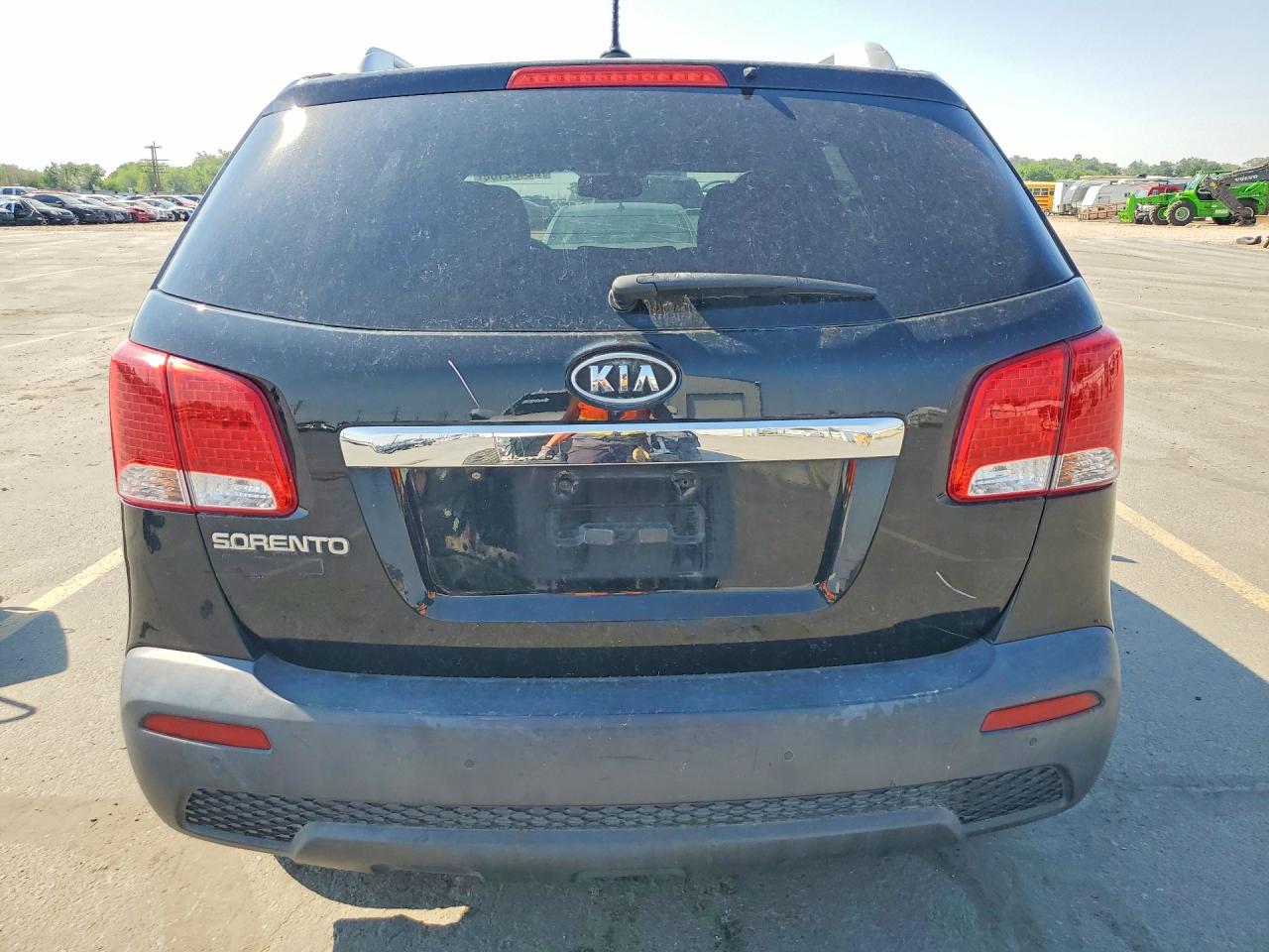 2011 Kia Sorento Lx Black vin: 5XYKTDA16BG153333