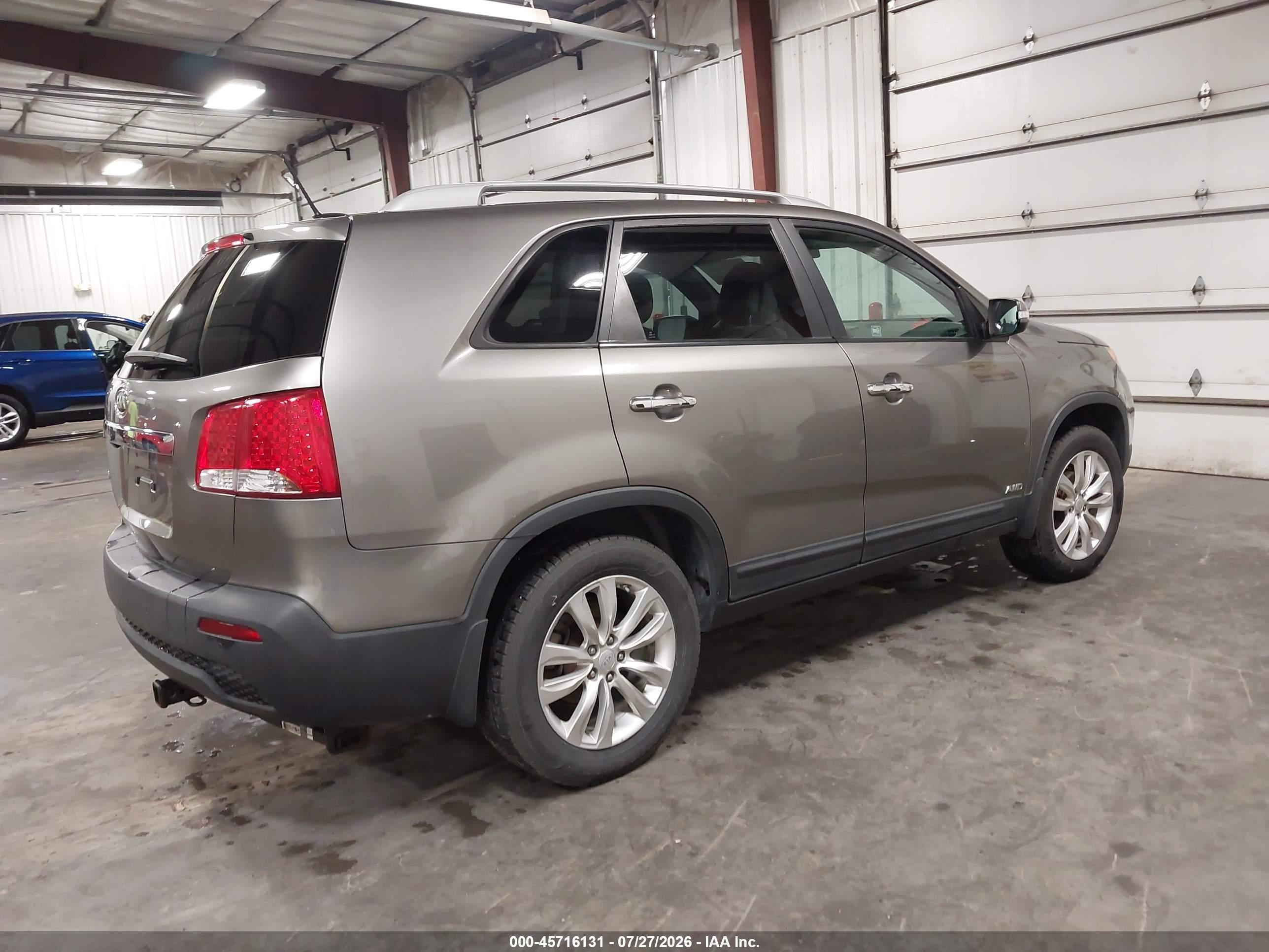2011 Kia Sorento Lx V6 Gray vin: 5XYKTDA20BG078105