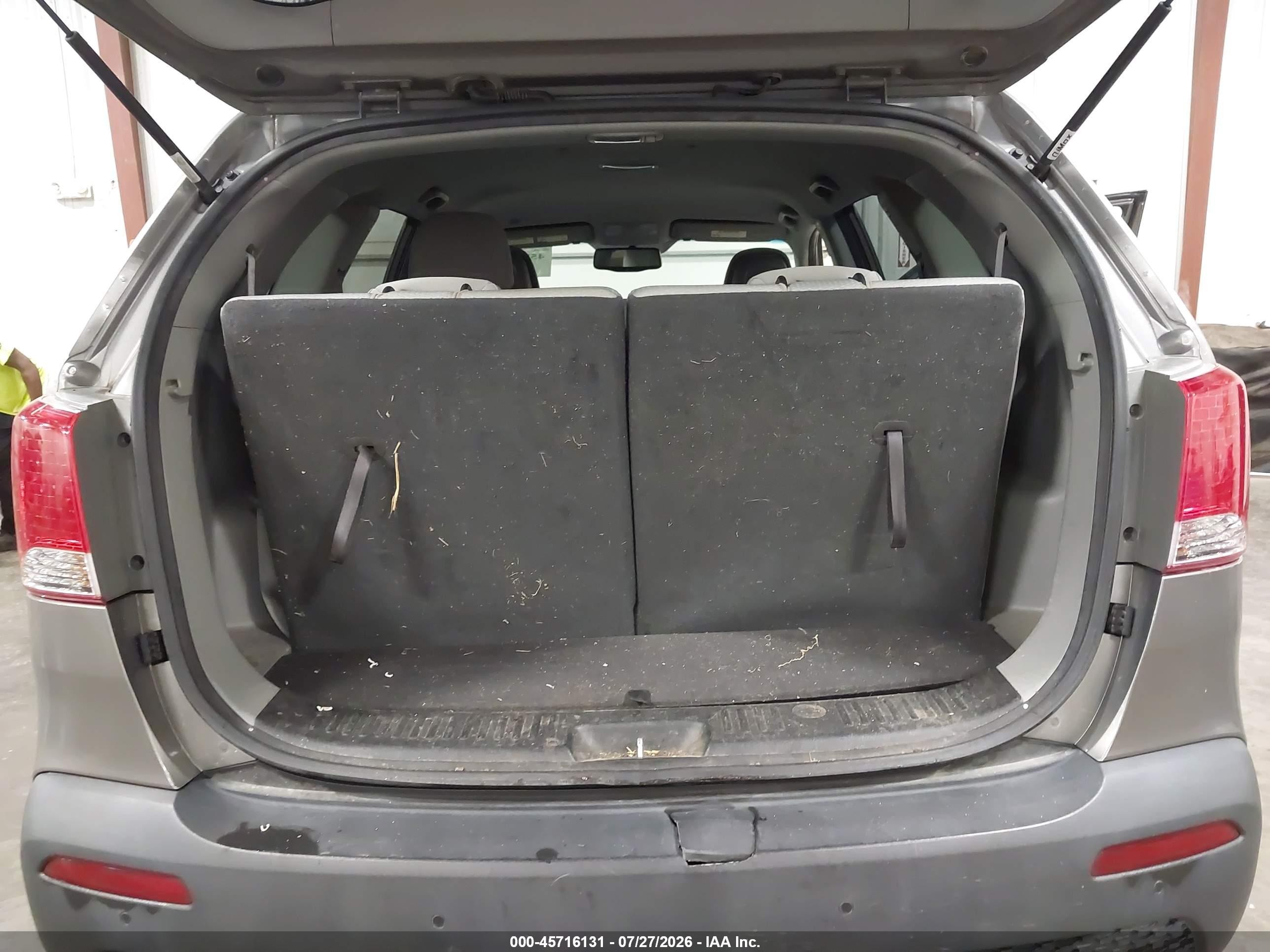 2011 Kia Sorento Lx V6 Gray vin: 5XYKTDA20BG078105