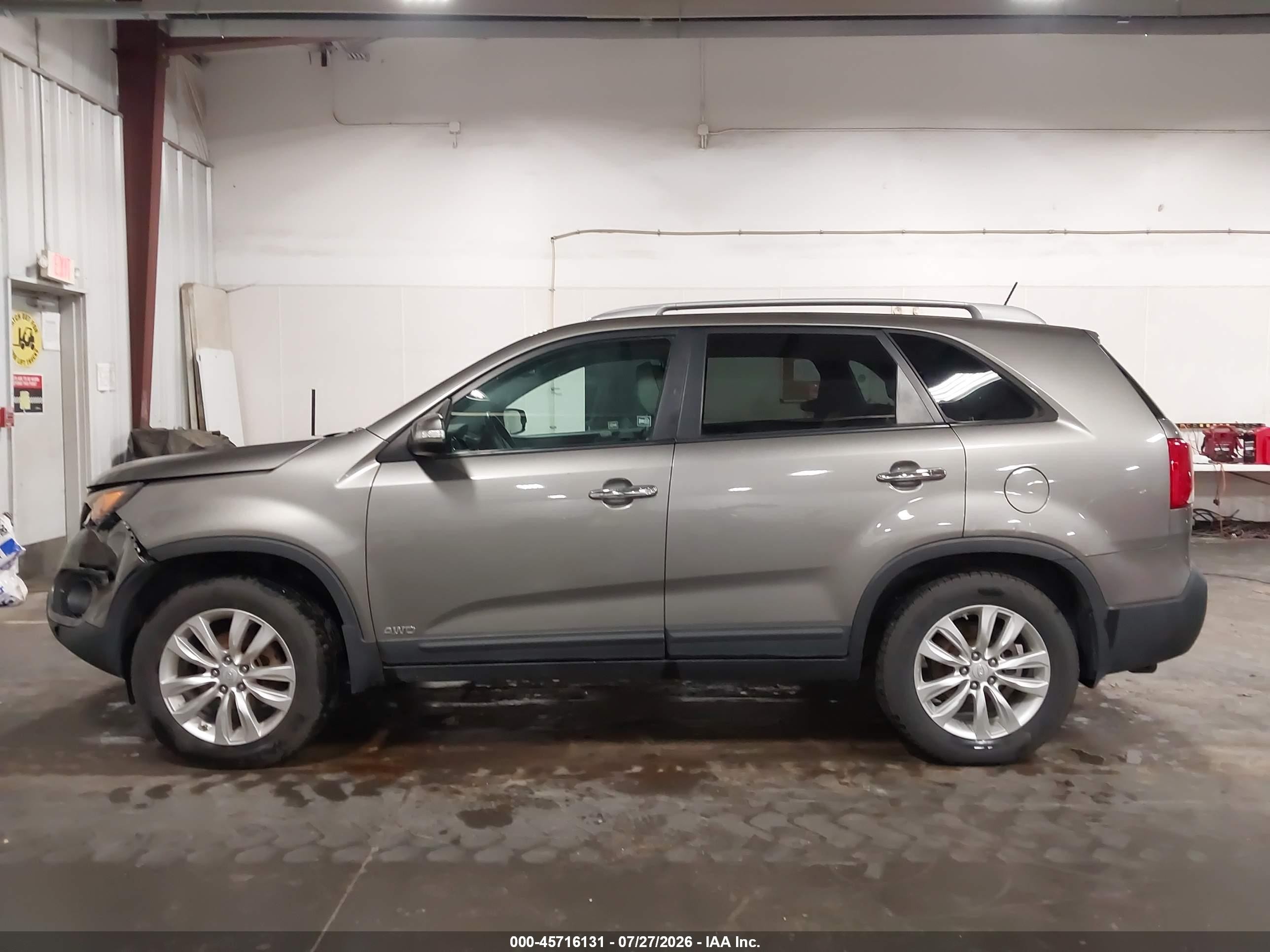 2011 Kia Sorento Lx V6 Gray vin: 5XYKTDA20BG078105