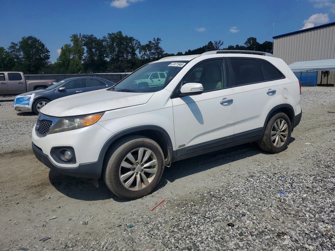 2011 Kia Sorento Lx White vin: 5XYKTDA20BG078346