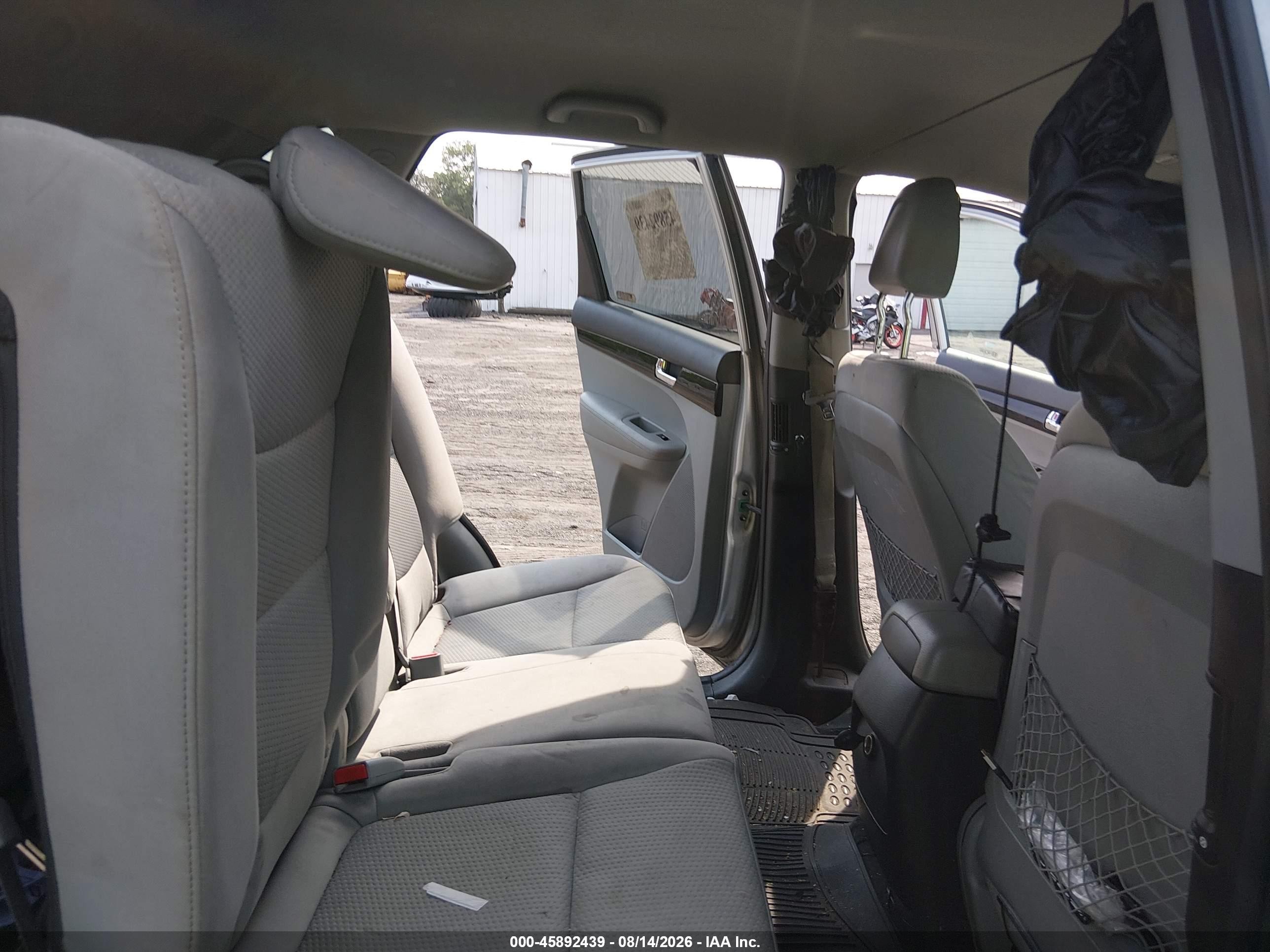 2011 Kia Sorento Lx V6 Gray vin: 5XYKTDA20BG078654