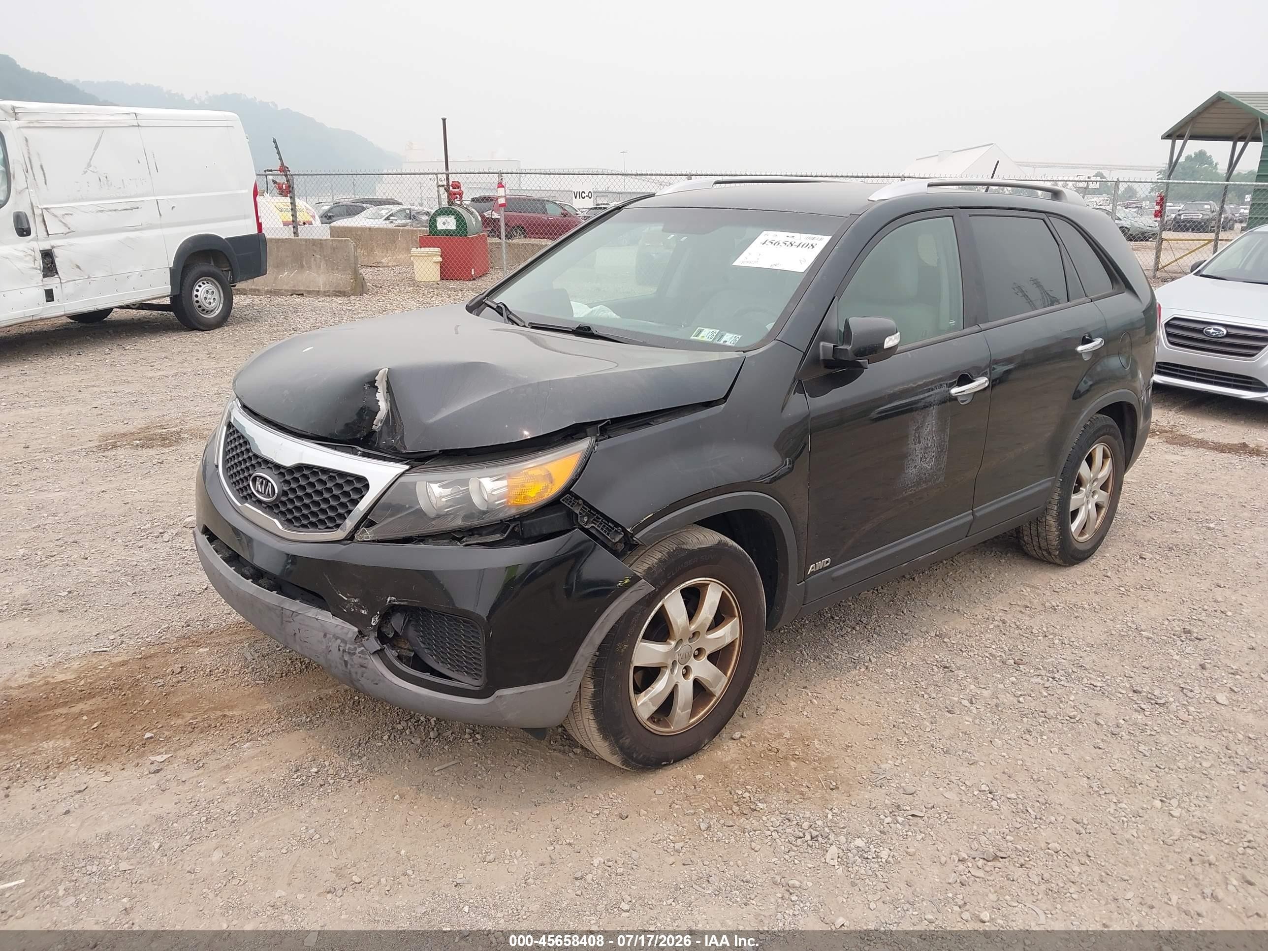 2013 Kia Sorento Lx V6 Maroon vin: 5XYKTDA20DG309880
