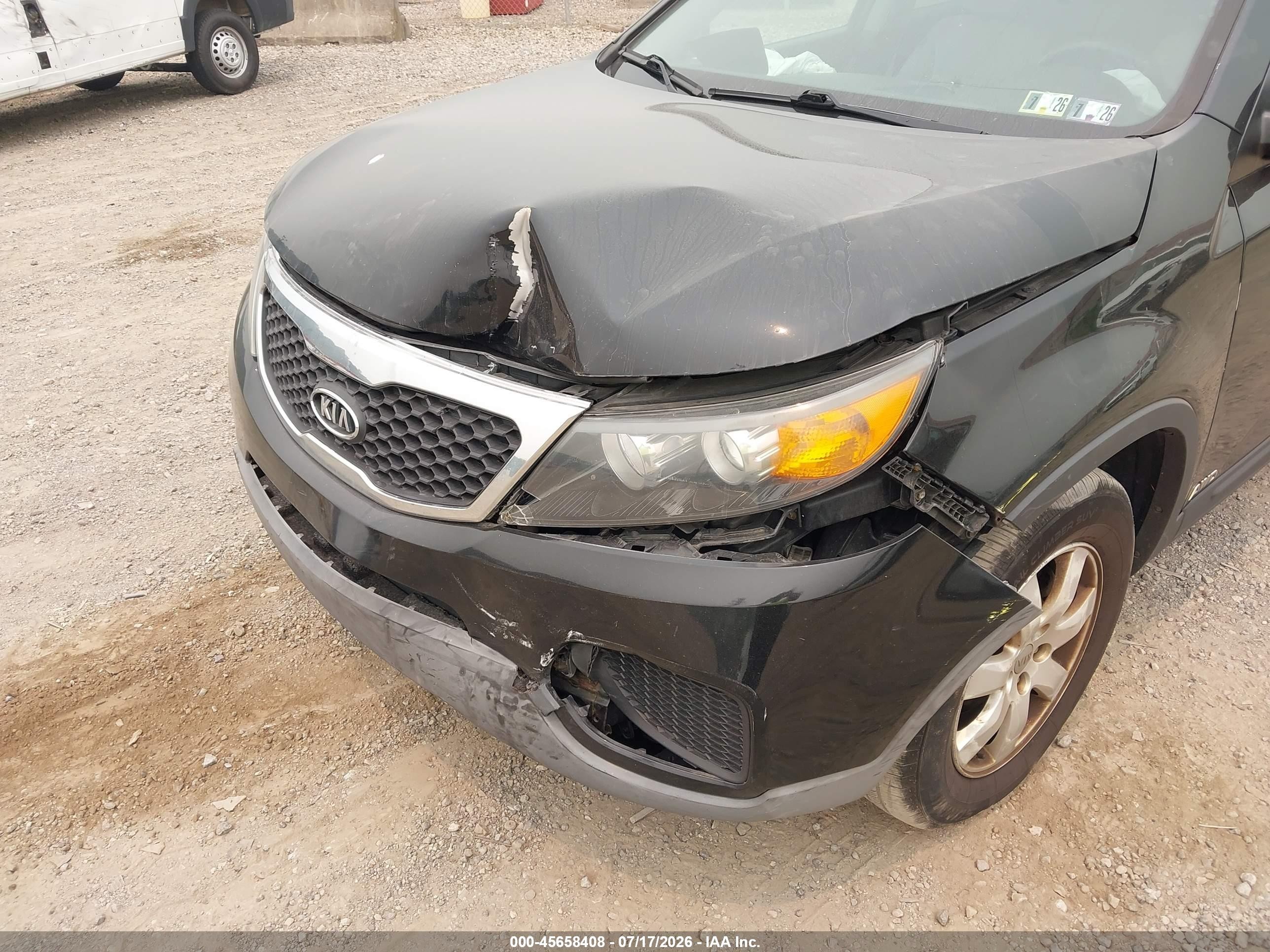 2013 Kia Sorento Lx V6 Maroon vin: 5XYKTDA20DG309880