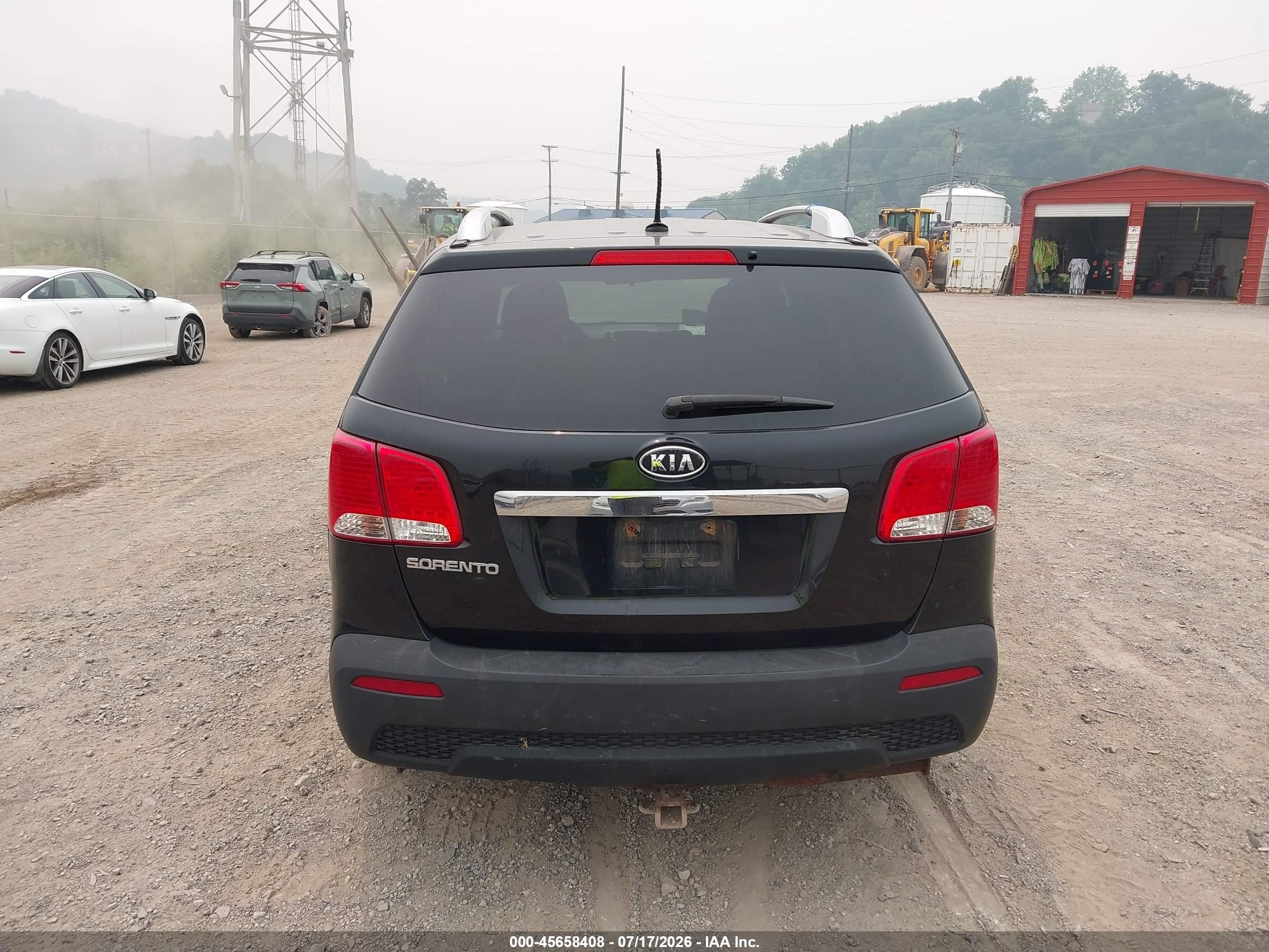 2013 Kia Sorento Lx V6 Maroon vin: 5XYKTDA20DG309880