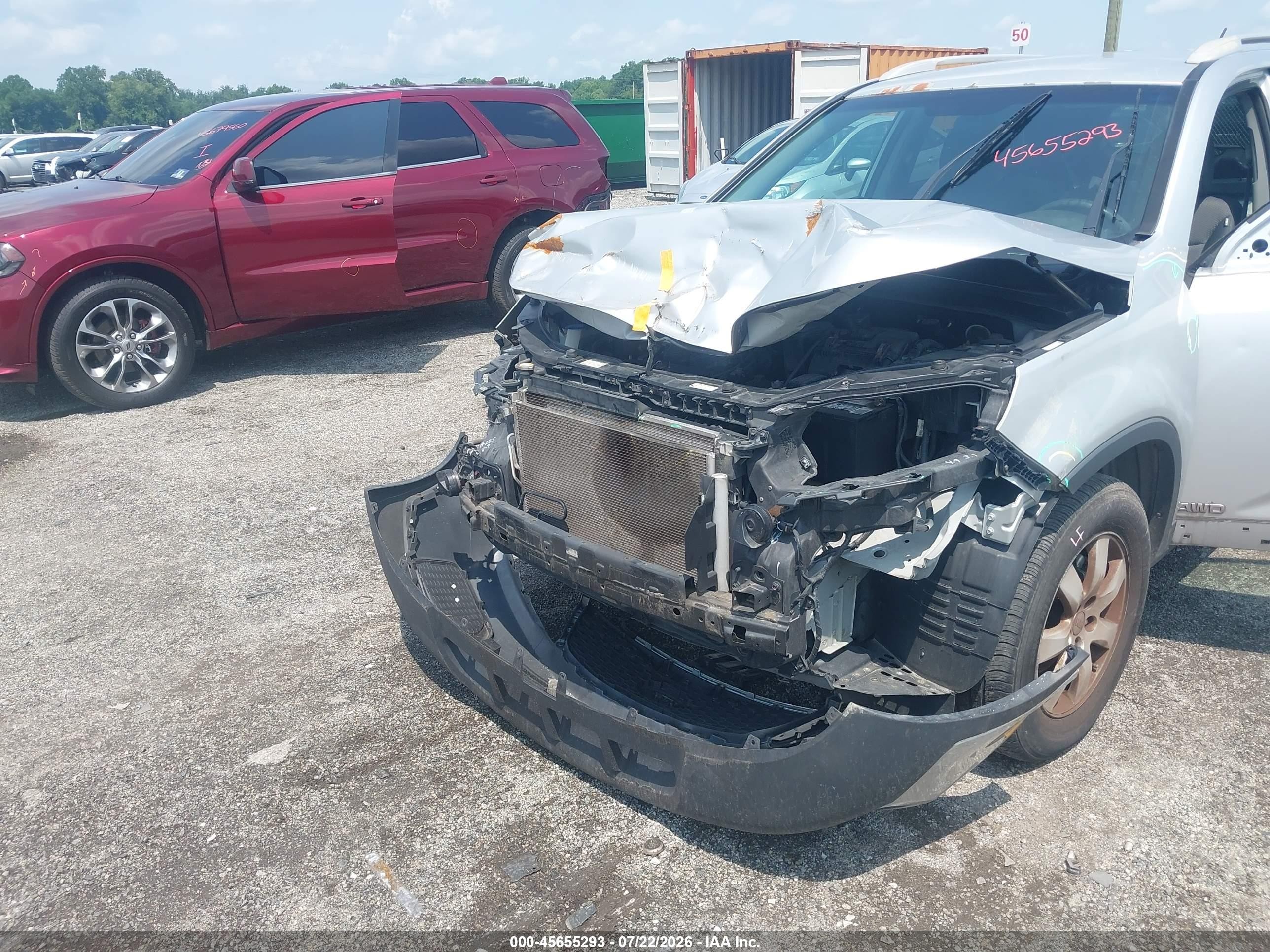 2013 Kia Sorento Lx V6 Silver vin: 5XYKTDA20DG318918