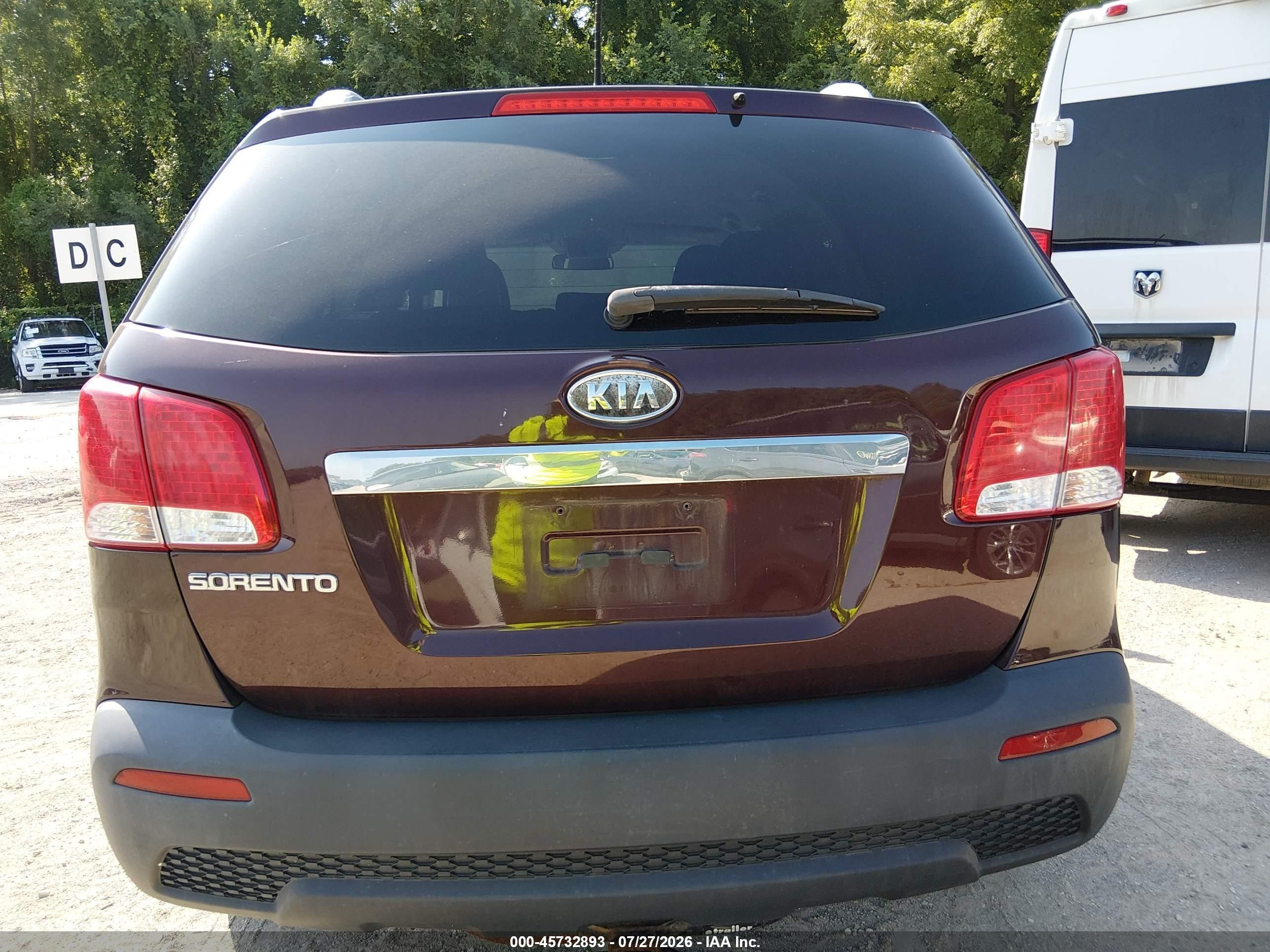 2013 Kia Sorento Lx V6 Maroon vin: 5XYKTDA20DG344581