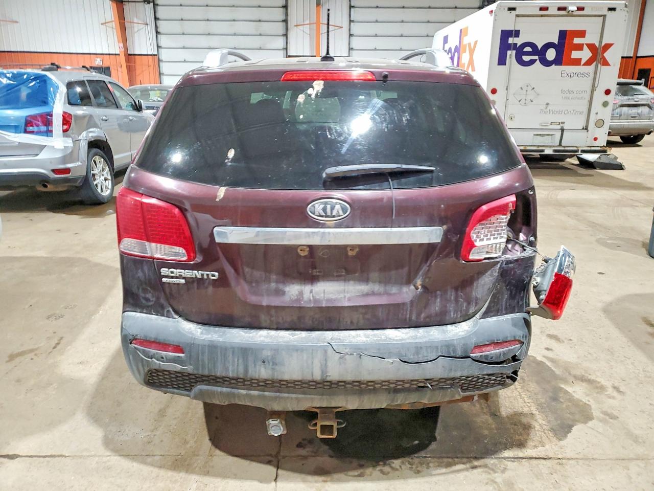 2013 Kia Sorento Lx Burgundy vin: 5XYKTDA20DG397751