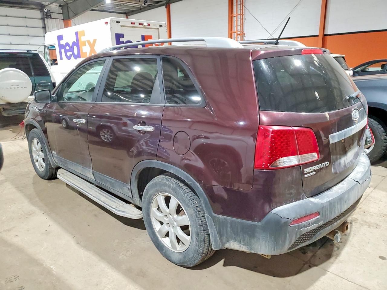 2013 Kia Sorento Lx Burgundy vin: 5XYKTDA20DG397751