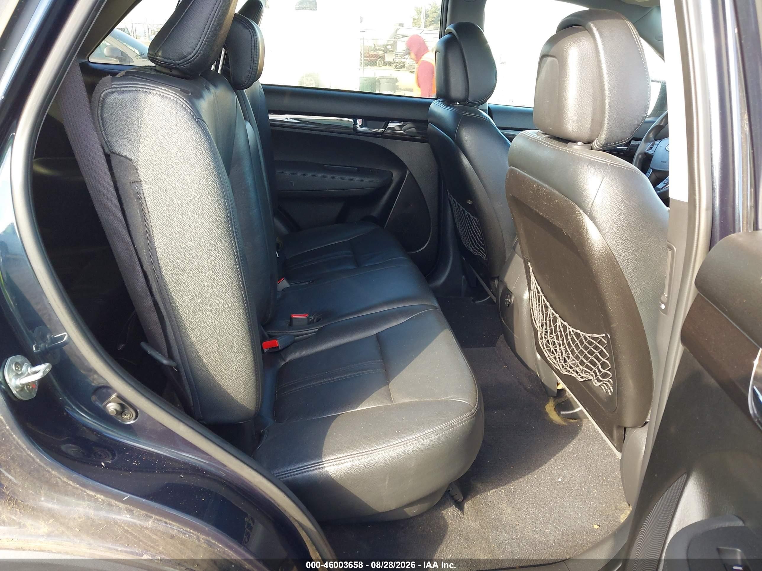 2013 Kia Sorento Lx V6 Black vin: 5XYKTDA20DG397801