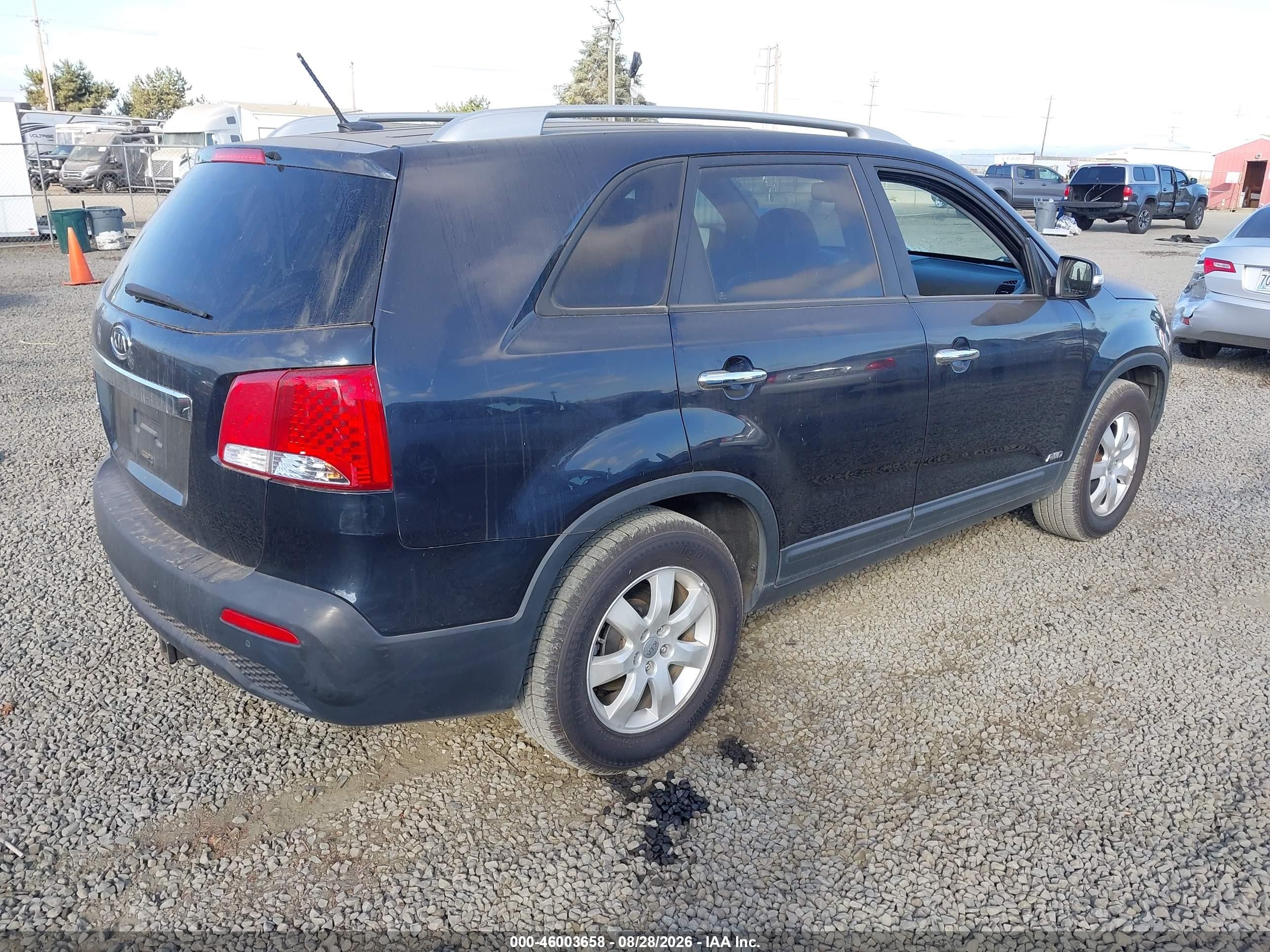 2013 Kia Sorento Lx V6 Black vin: 5XYKTDA20DG397801