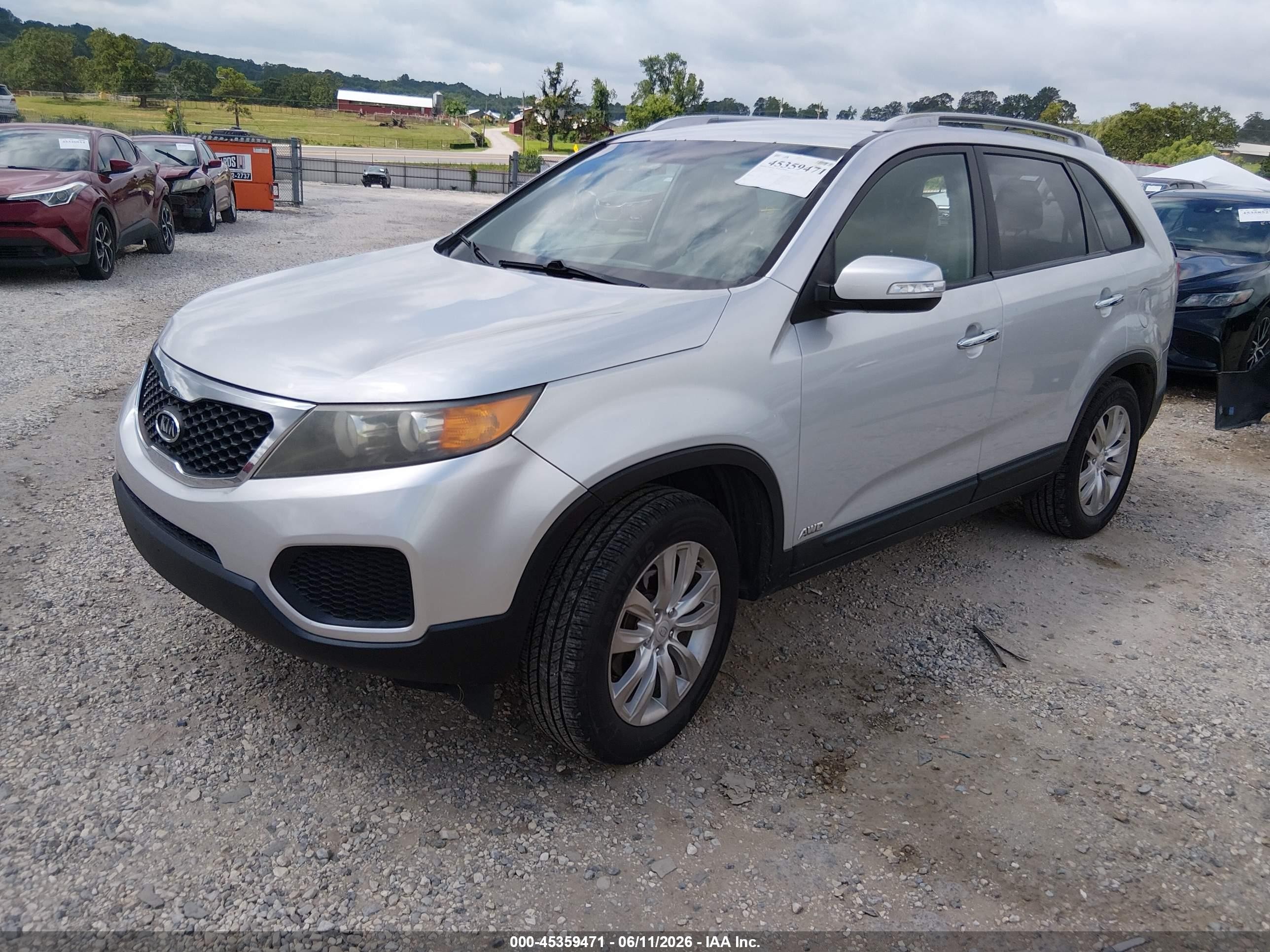 2011 Kia Sorento Lx V6 Silver vin: 5XYKTDA21BG073110