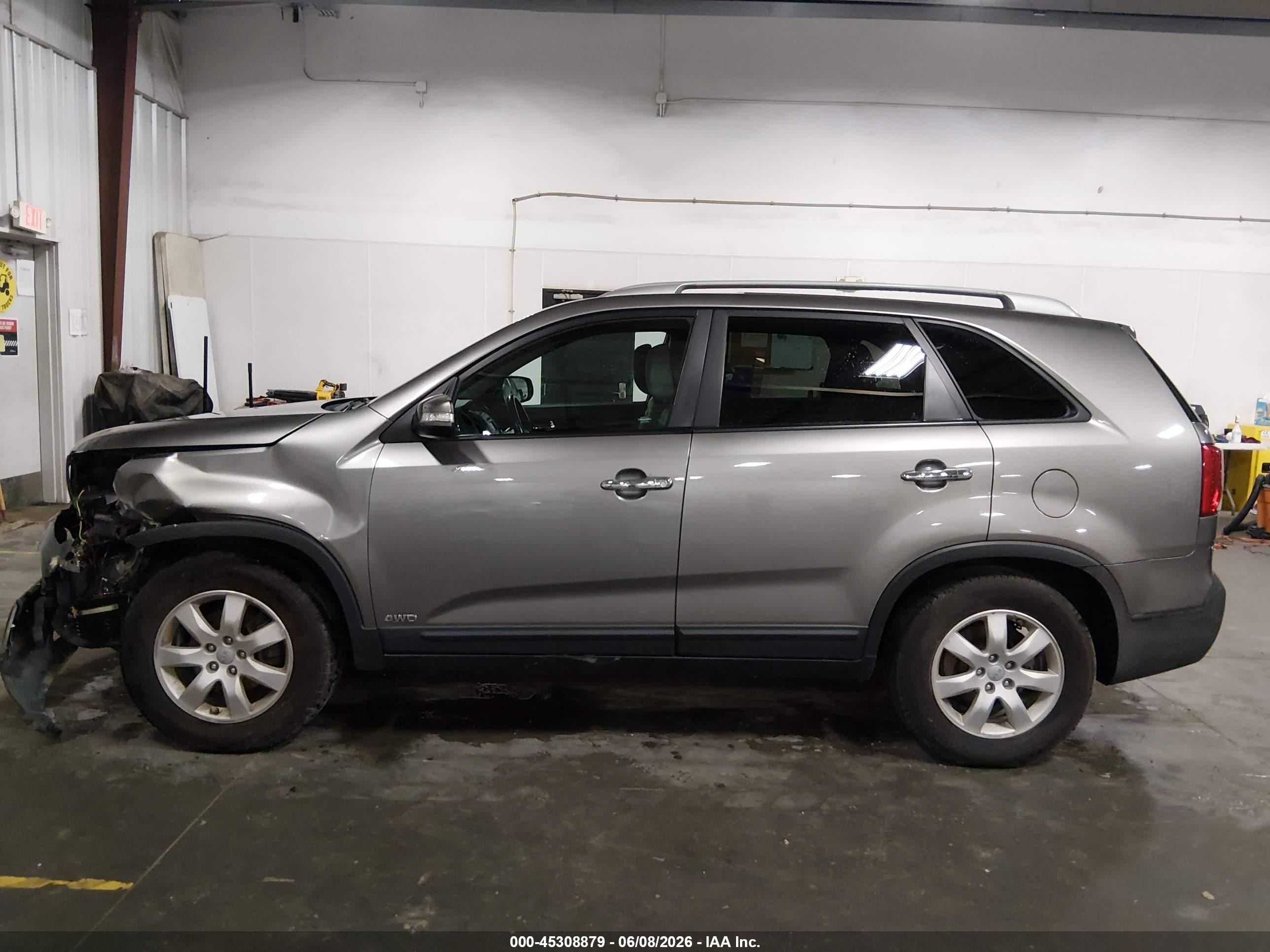 2012 Kia Sorento Lx V6 Gray vin: 5XYKTDA21CG259425