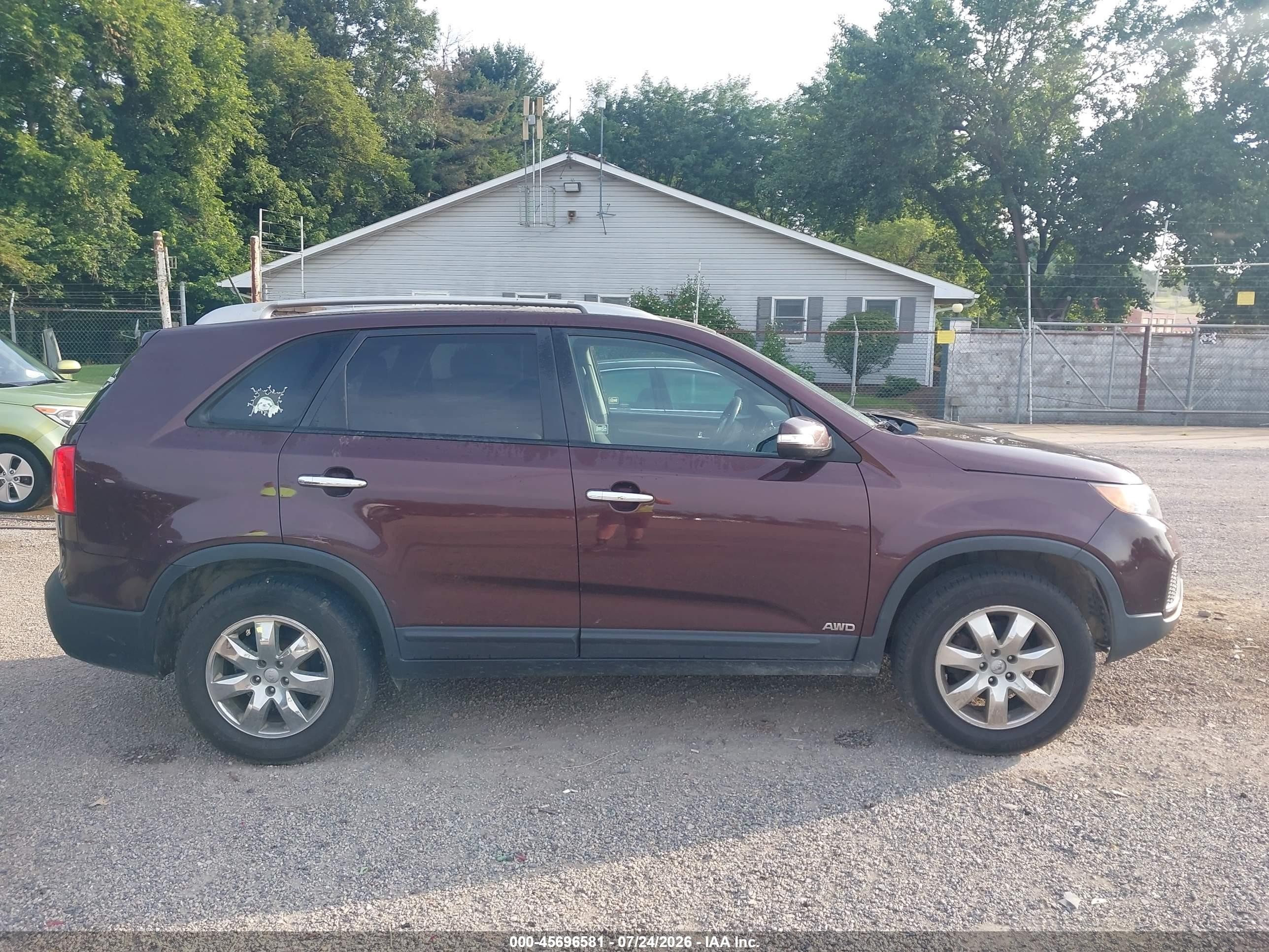 2012 Kia Sorento Lx V6 Purple vin: 5XYKTDA21CG274393