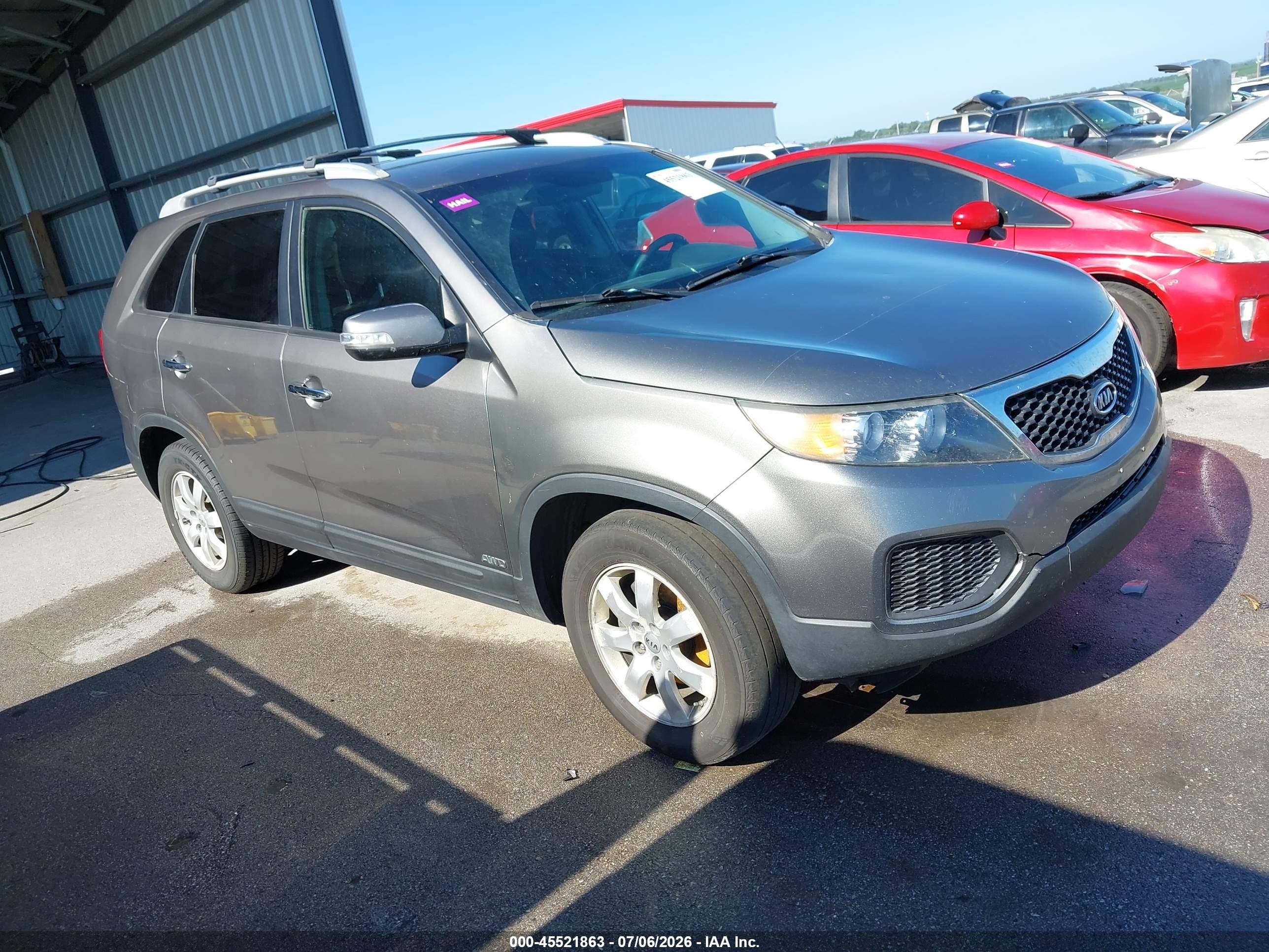 2013 Kia Sorento Lx V6 Серый vin: 5XYKTDA21DG319074