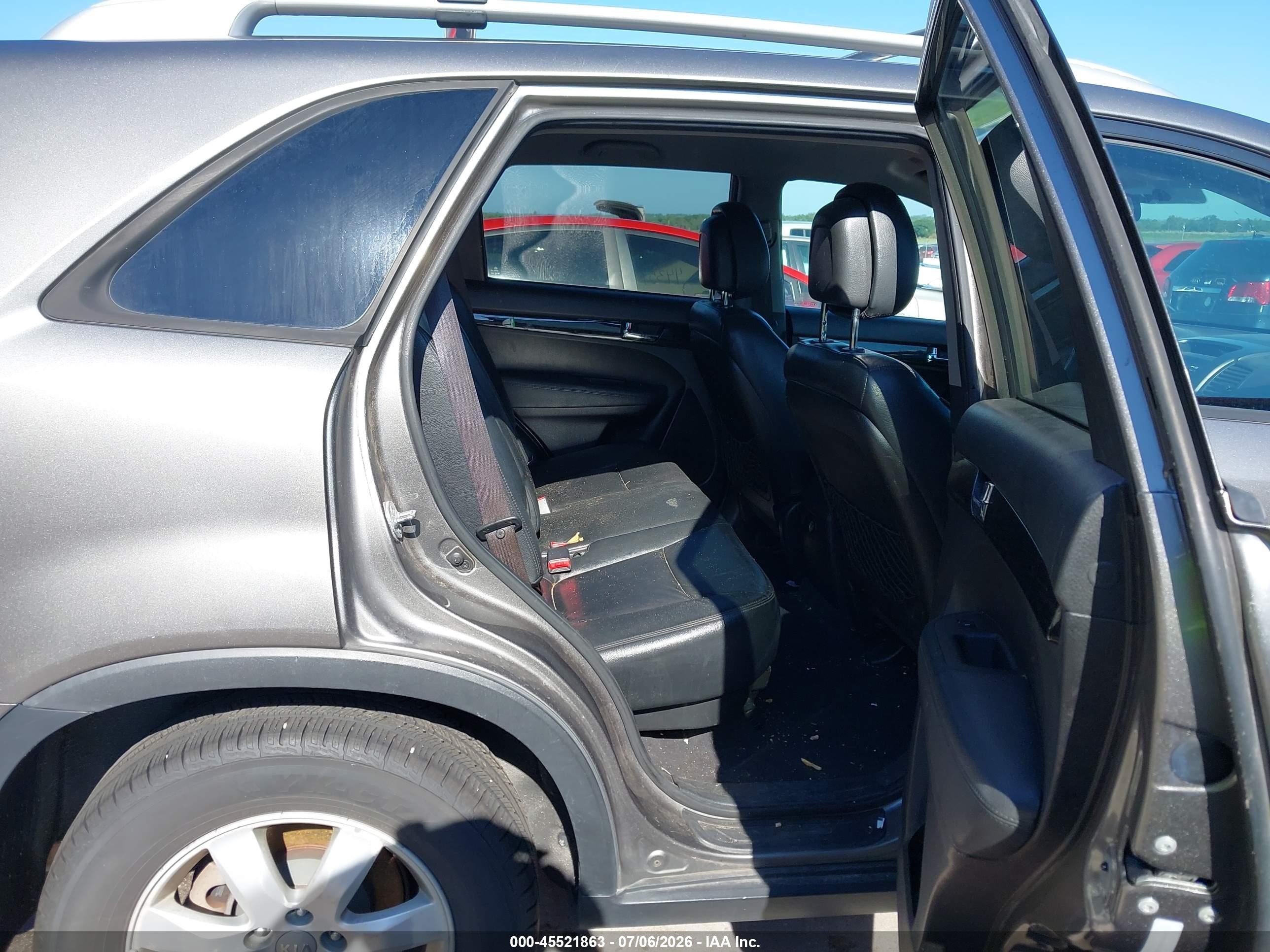 2013 Kia Sorento Lx V6 Gray vin: 5XYKTDA21DG319074