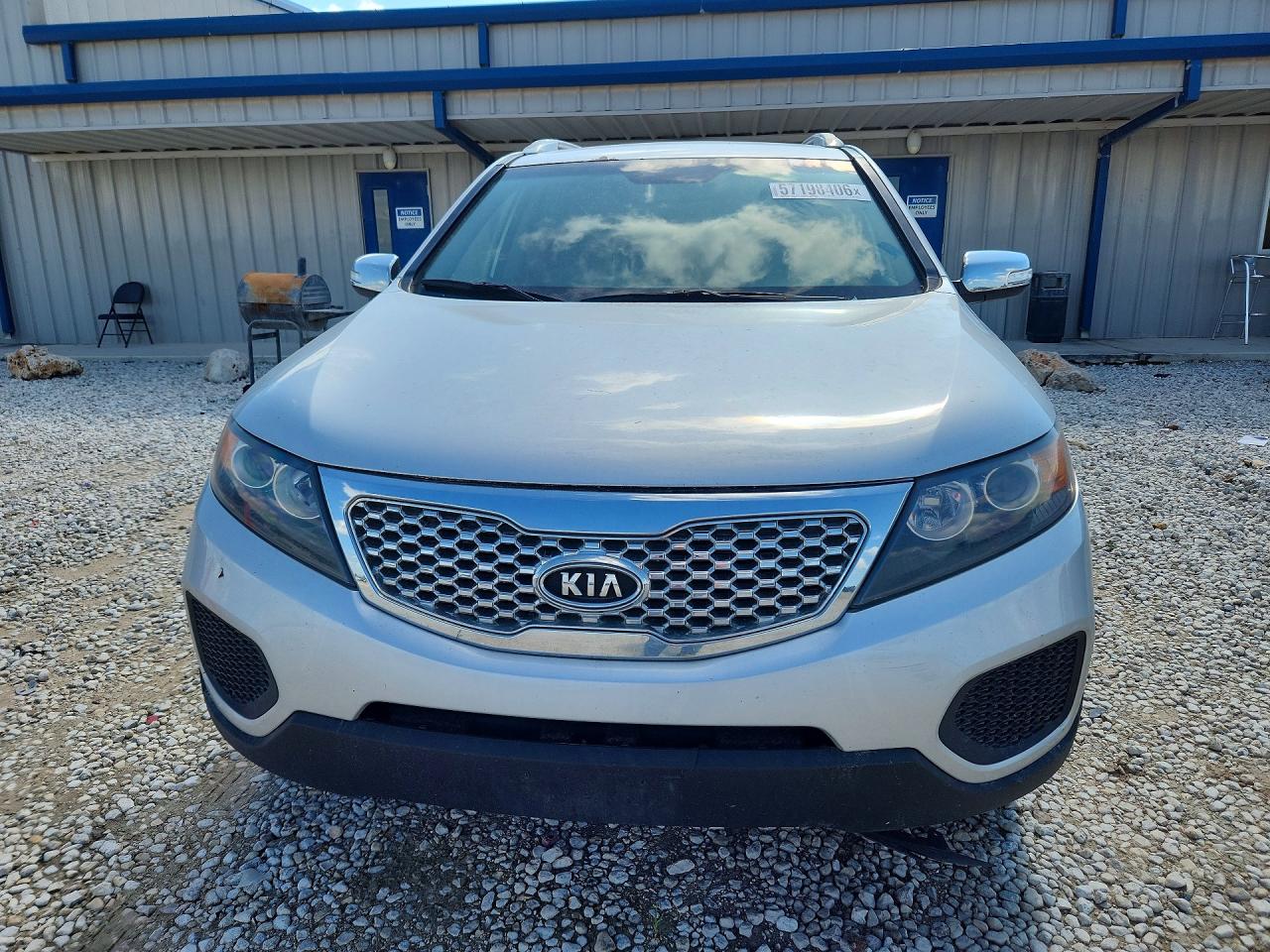 2011 Kia Sorento Lx Silver vin: 5XYKTDA21DG327630