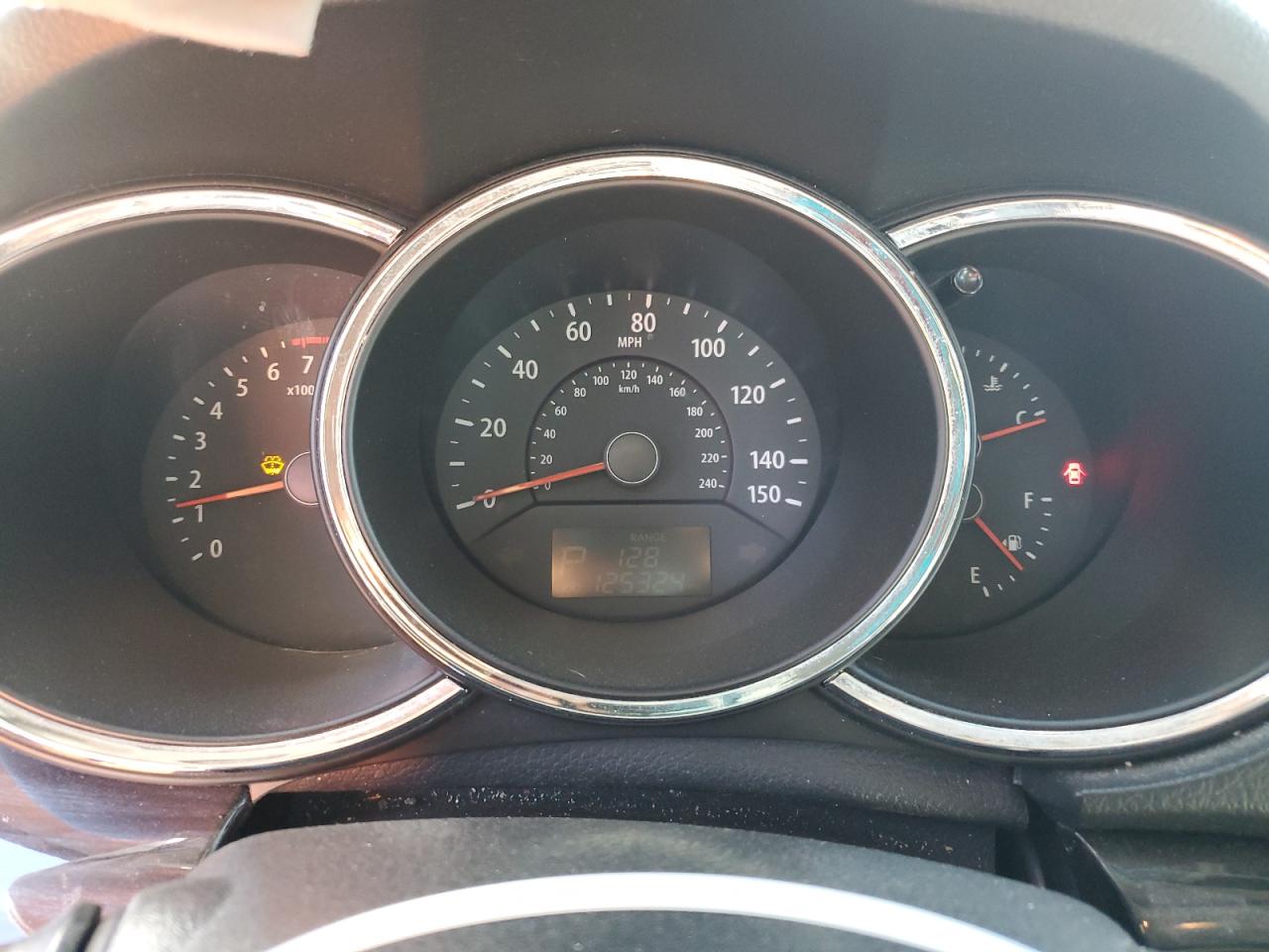2013 Kia Sorento Lx Silver vin: 5XYKTDA21DG366556
