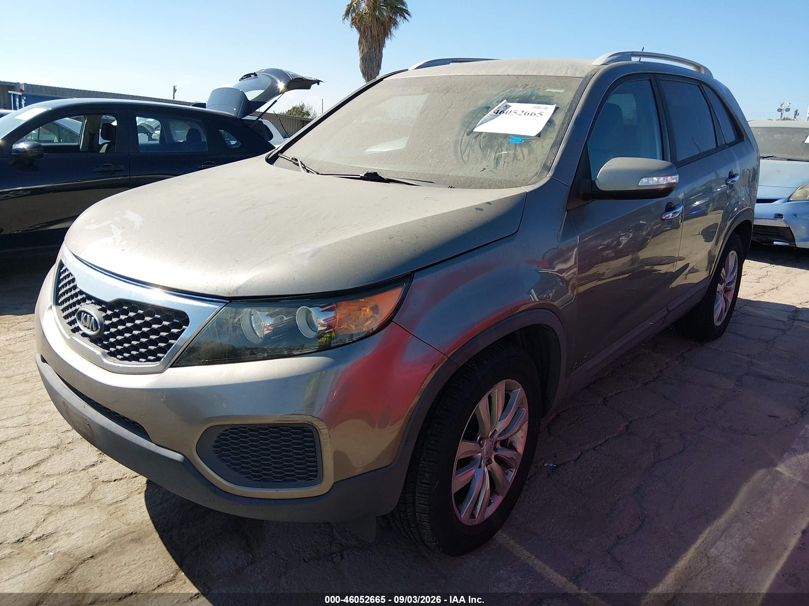 2011 Kia Sorento Lx V6 Brown vin: 5XYKTDA22BG064254