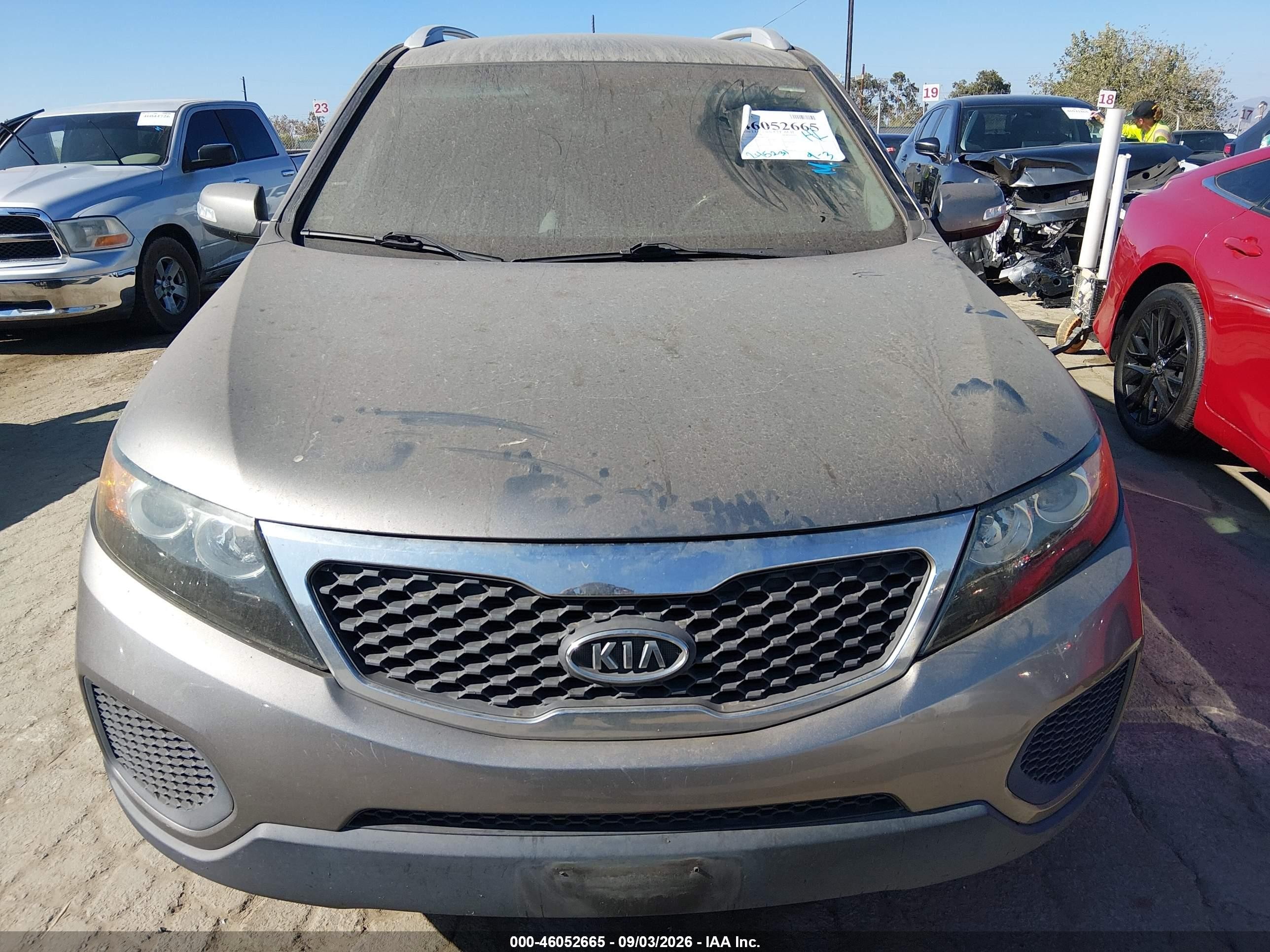 2011 Kia Sorento Lx V6 Brown vin: 5XYKTDA22BG064254