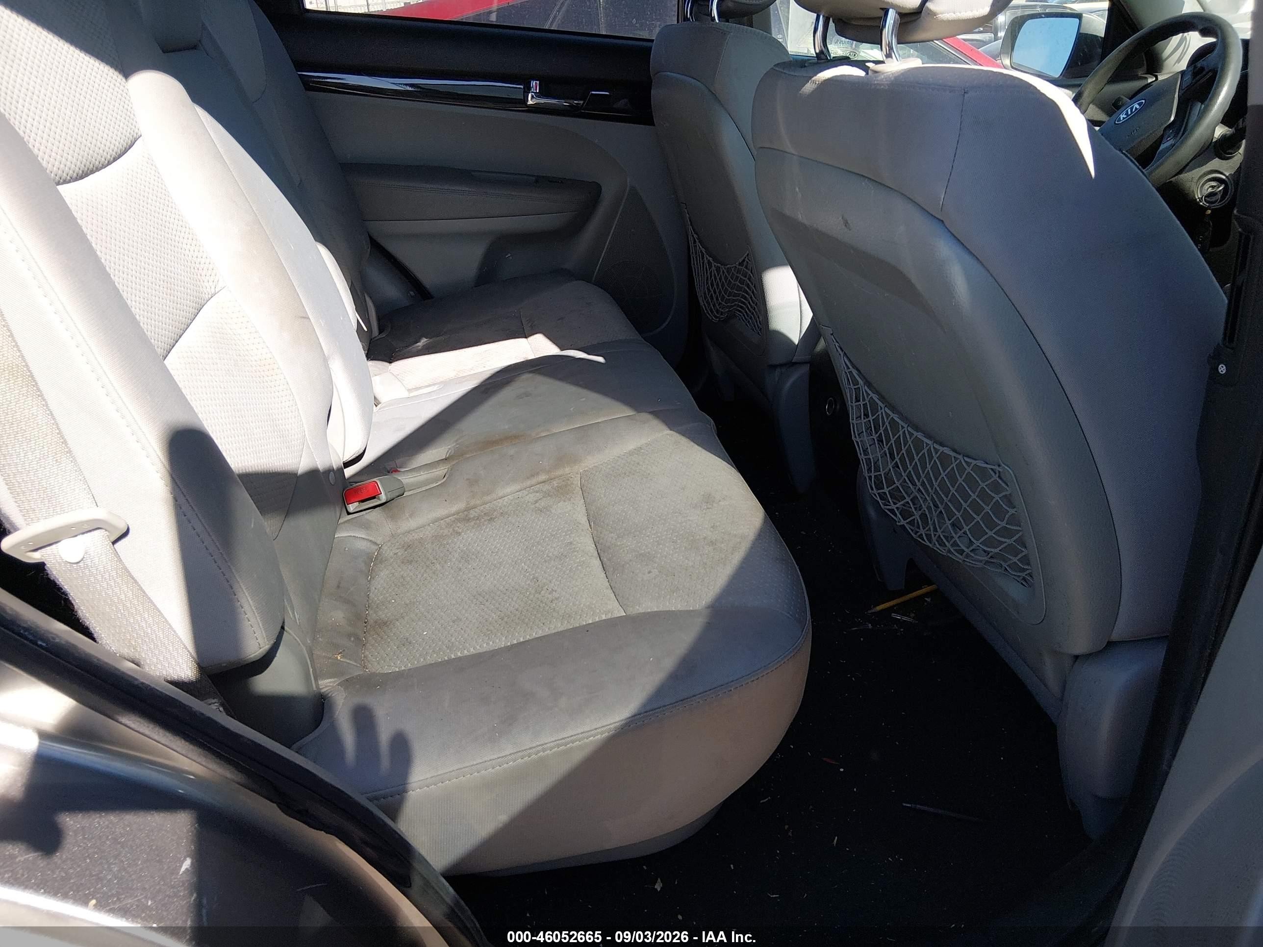 2011 Kia Sorento Lx V6 Brown vin: 5XYKTDA22BG064254