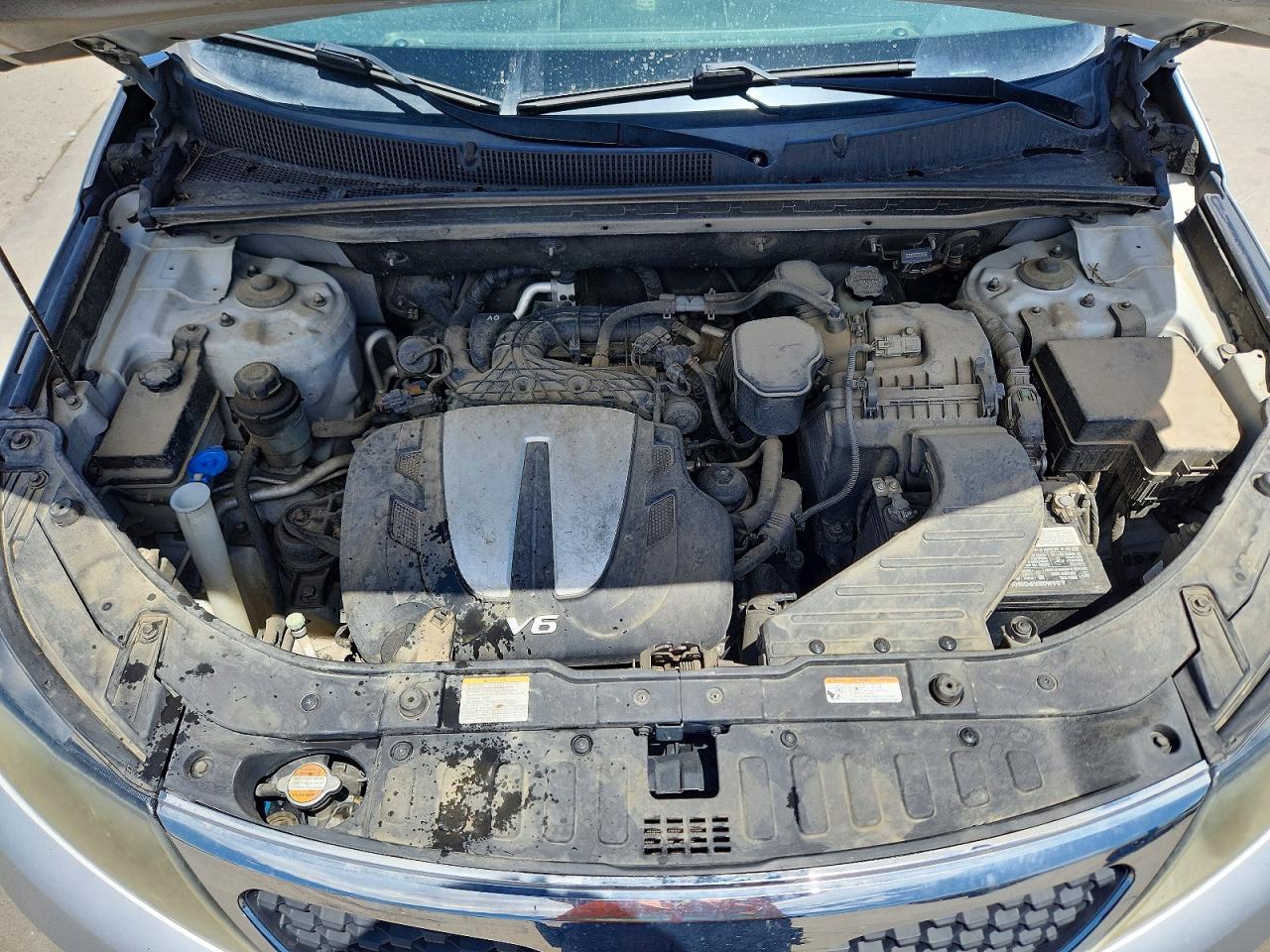 2011 Kia Sorento Lx Silver vin: 5XYKTDA22BG078025
