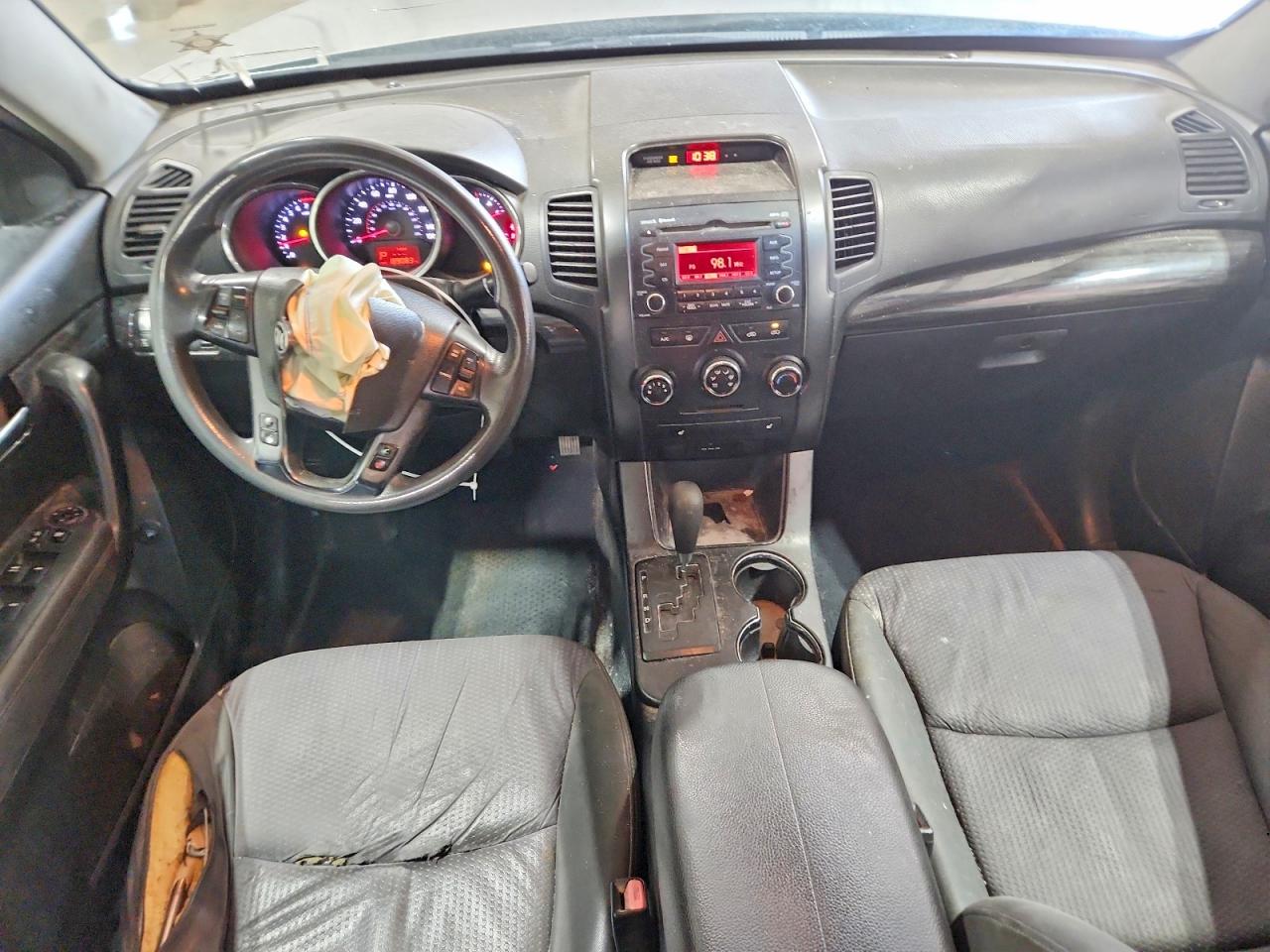 2012 Kia Sorento Lx Silver vin: 5XYKTDA22CG218611