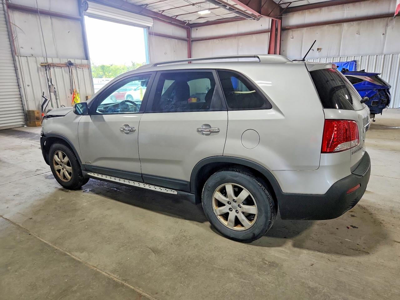 2012 Kia Sorento Lx Silver vin: 5XYKTDA22CG218611