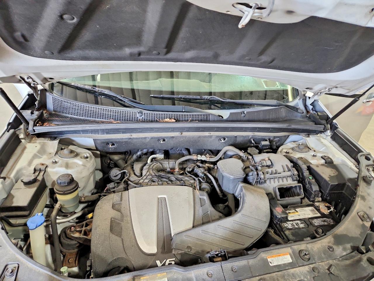 2012 Kia Sorento Lx Silver vin: 5XYKTDA22CG218611