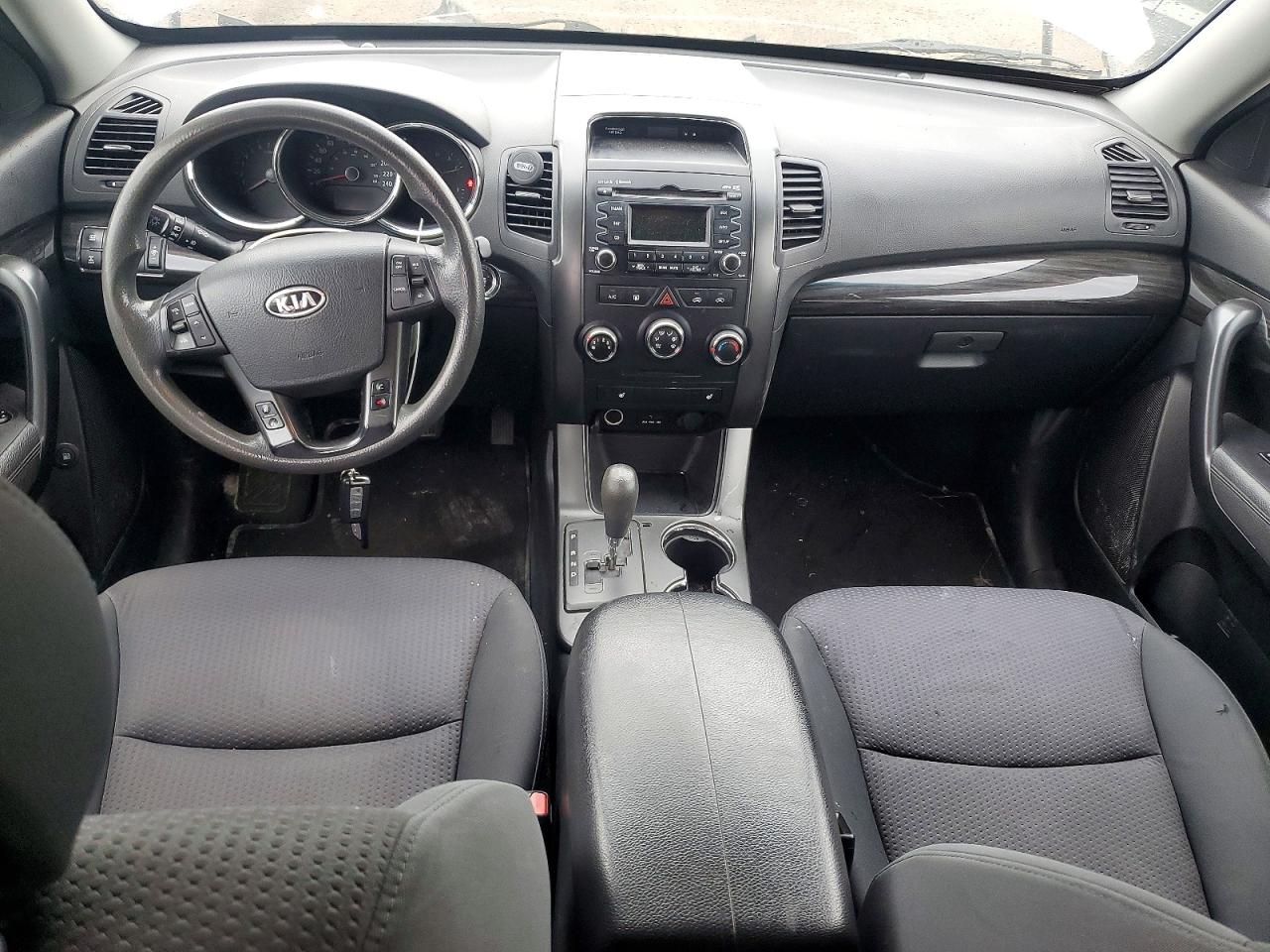 2012 Kia Sorento Lx White vin: 5XYKTDA22CG251012