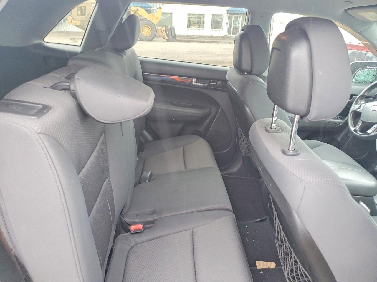 2012 Kia Sorento Lx White vin: 5XYKTDA22CG251012