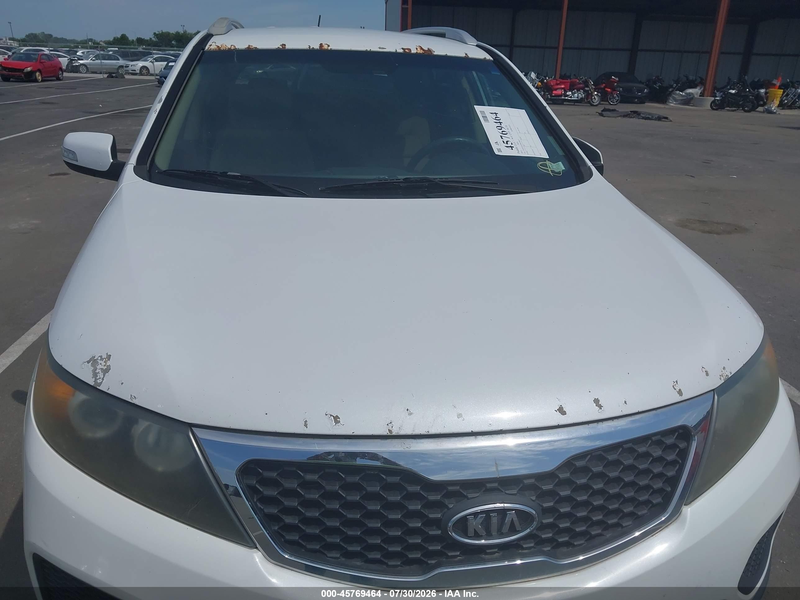 2011 Kia Sorento Lx V6 Белый vin: 5XYKTDA23BG108617