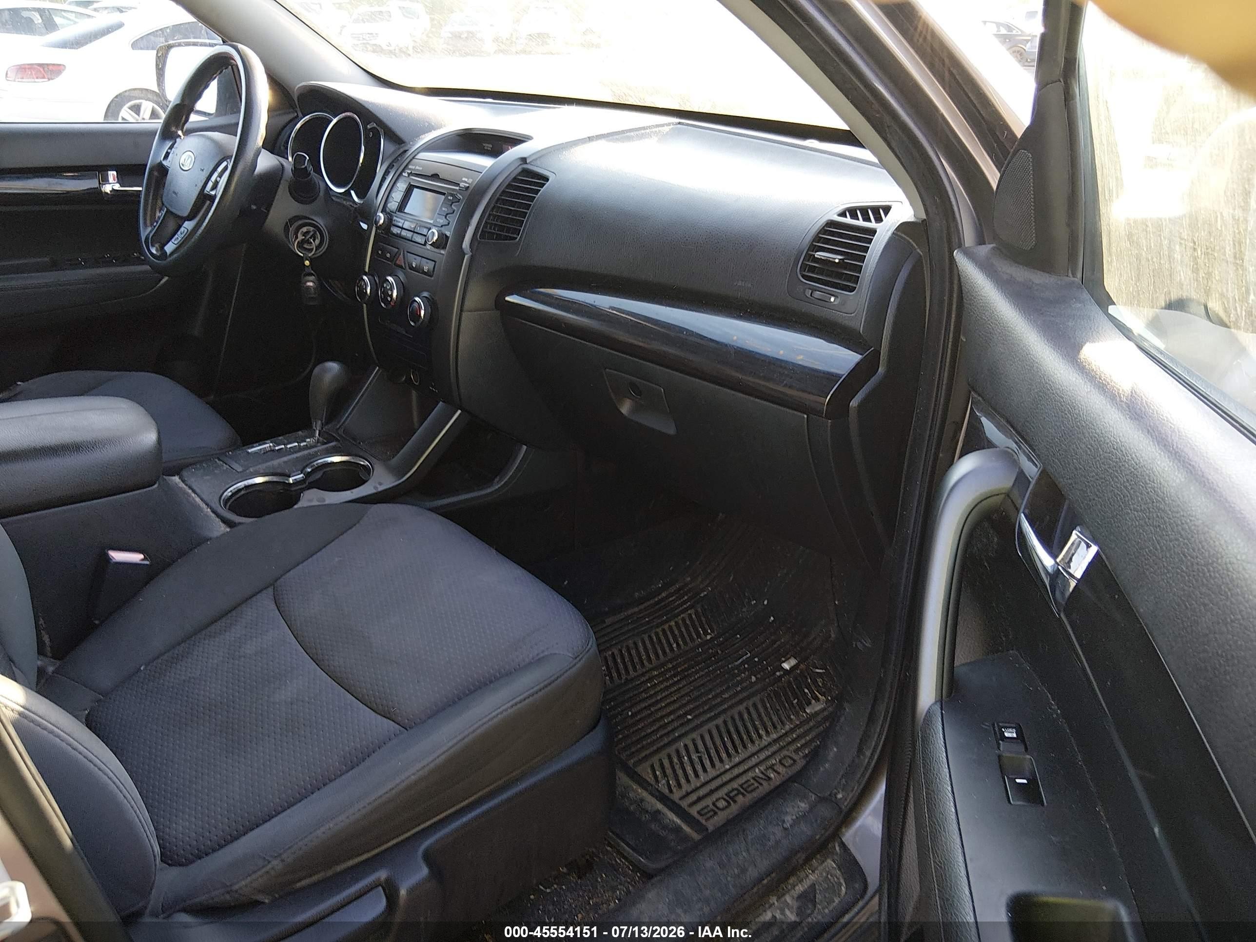 2011 Kia Sorento Lx V6 Gray vin: 5XYKTDA23BG130908