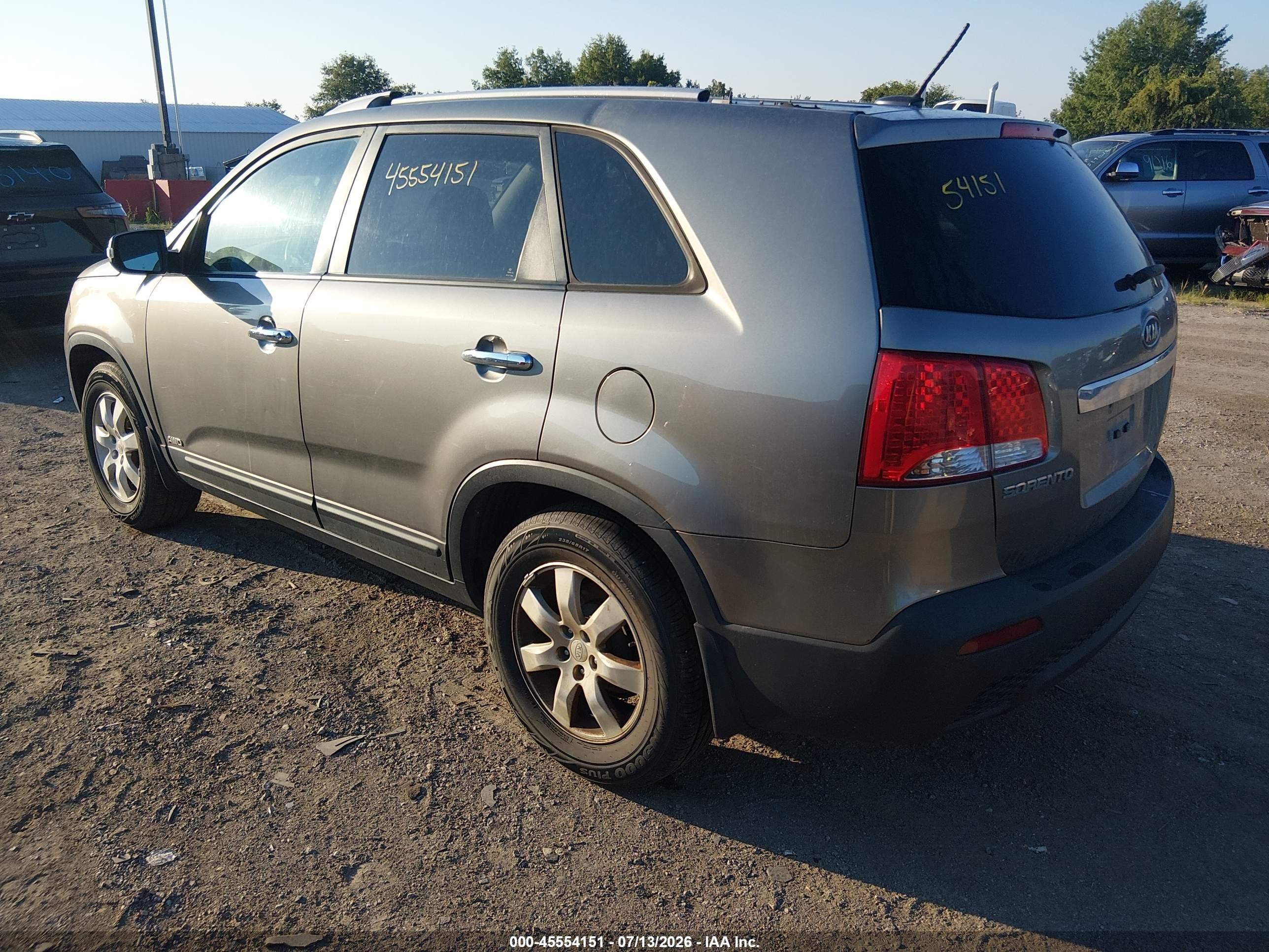 2011 Kia Sorento Lx V6 Gray vin: 5XYKTDA23BG130908