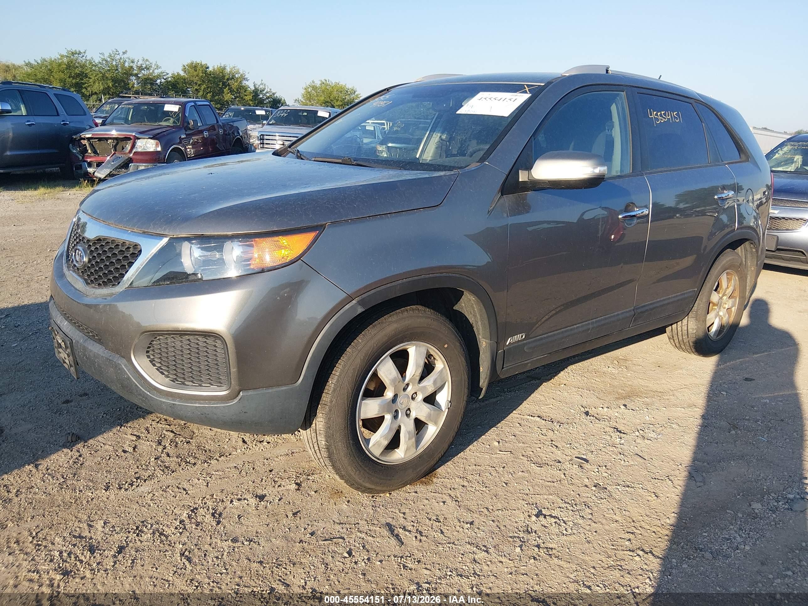 2011 Kia Sorento Lx V6 Gray vin: 5XYKTDA23BG130908