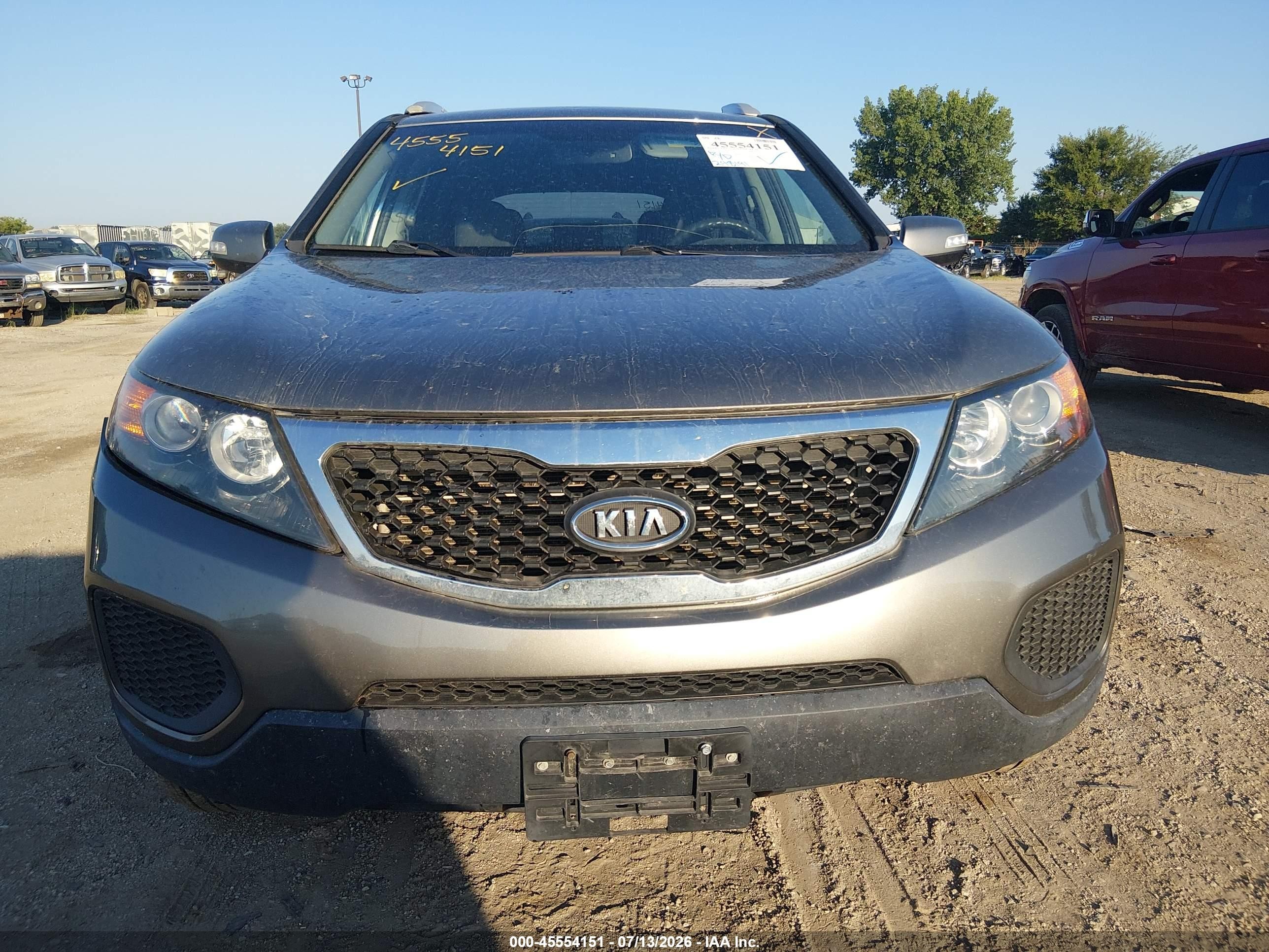 2011 Kia Sorento Lx V6 Gray vin: 5XYKTDA23BG130908
