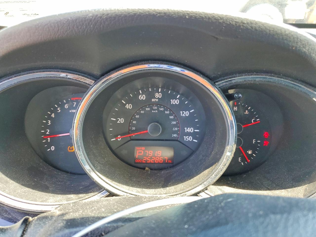 2011 Kia Sorento Lx Белый vin: 5XYKTDA23BG178439