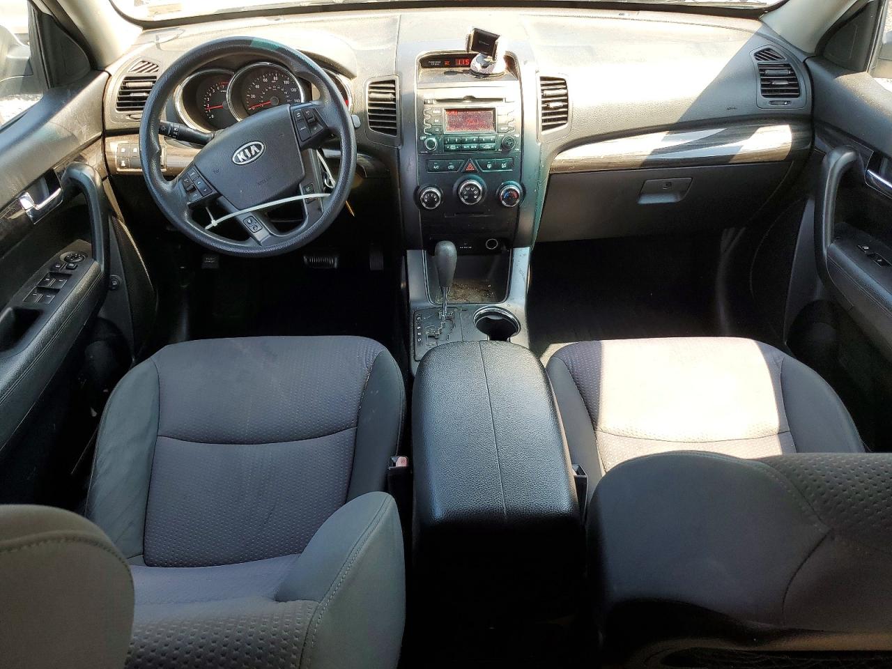 2011 Kia Sorento Lx Белый vin: 5XYKTDA23BG178439