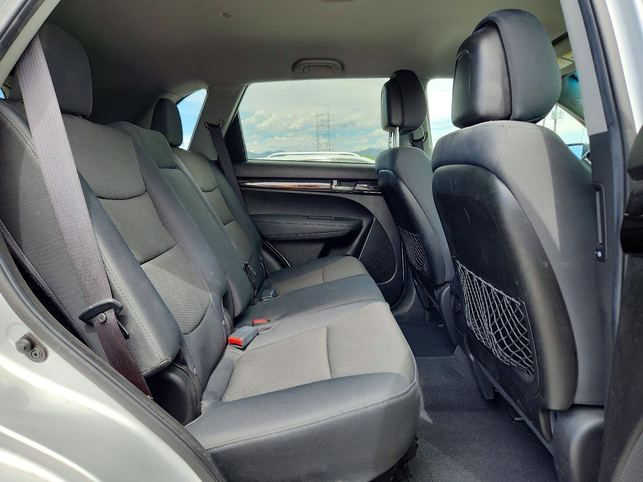 2013 Kia Sorento Lx Silver vin: 5XYKTDA23DG347555