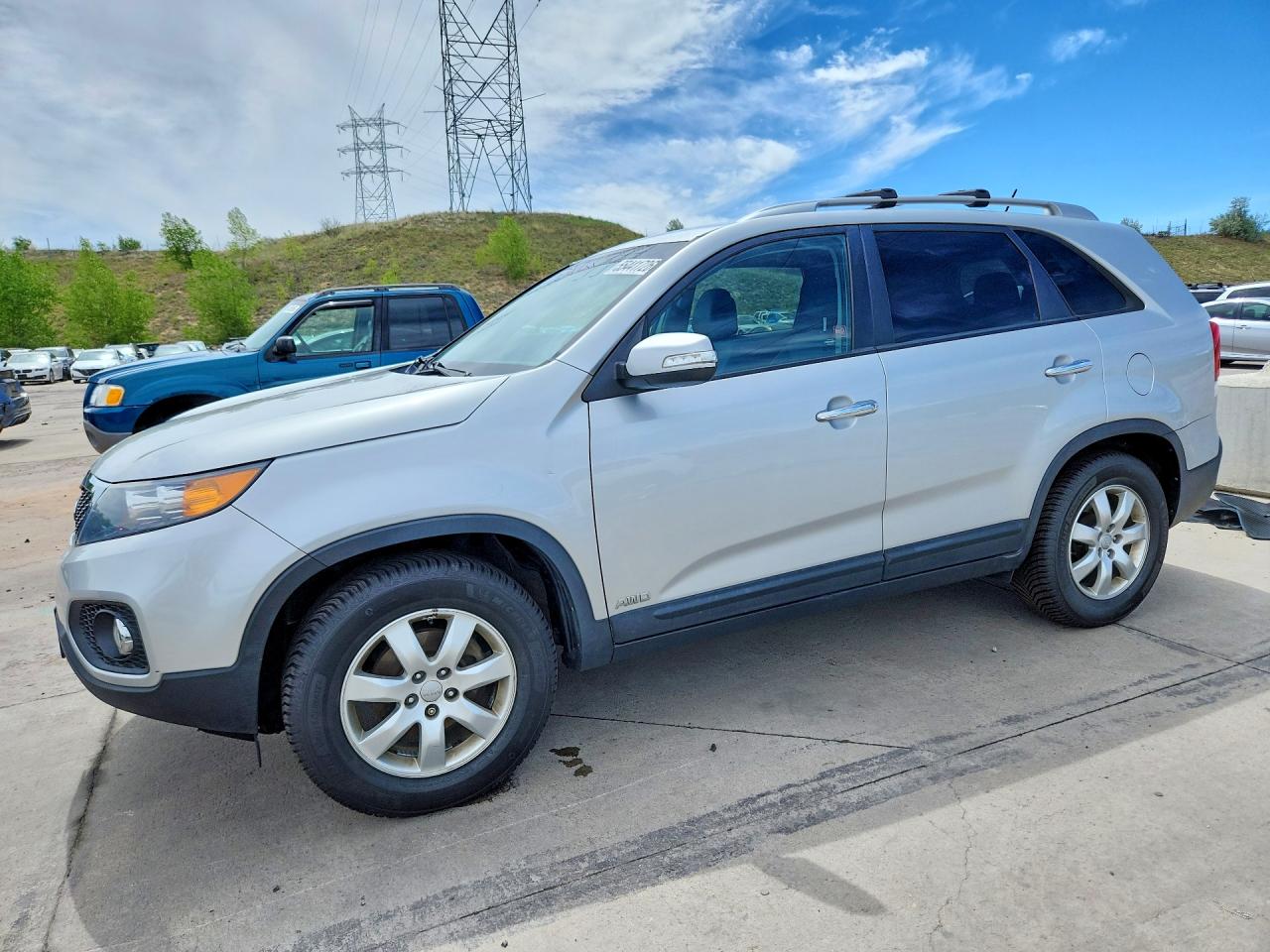 2013 Kia Sorento Lx Silver vin: 5XYKTDA23DG347555