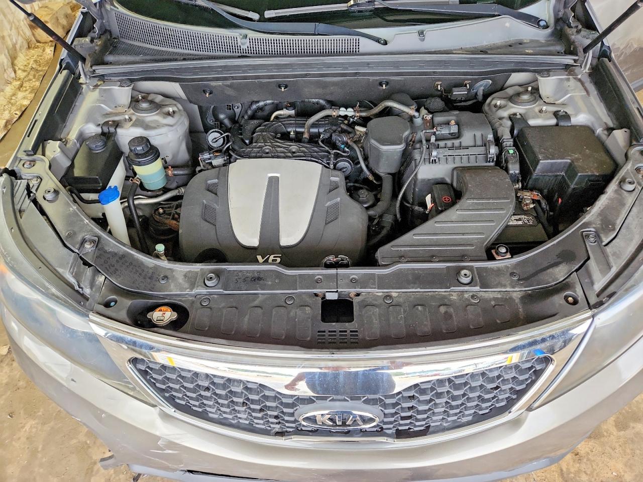 2013 Kia Sorento Lx Gray vin: 5XYKTDA23DG386128