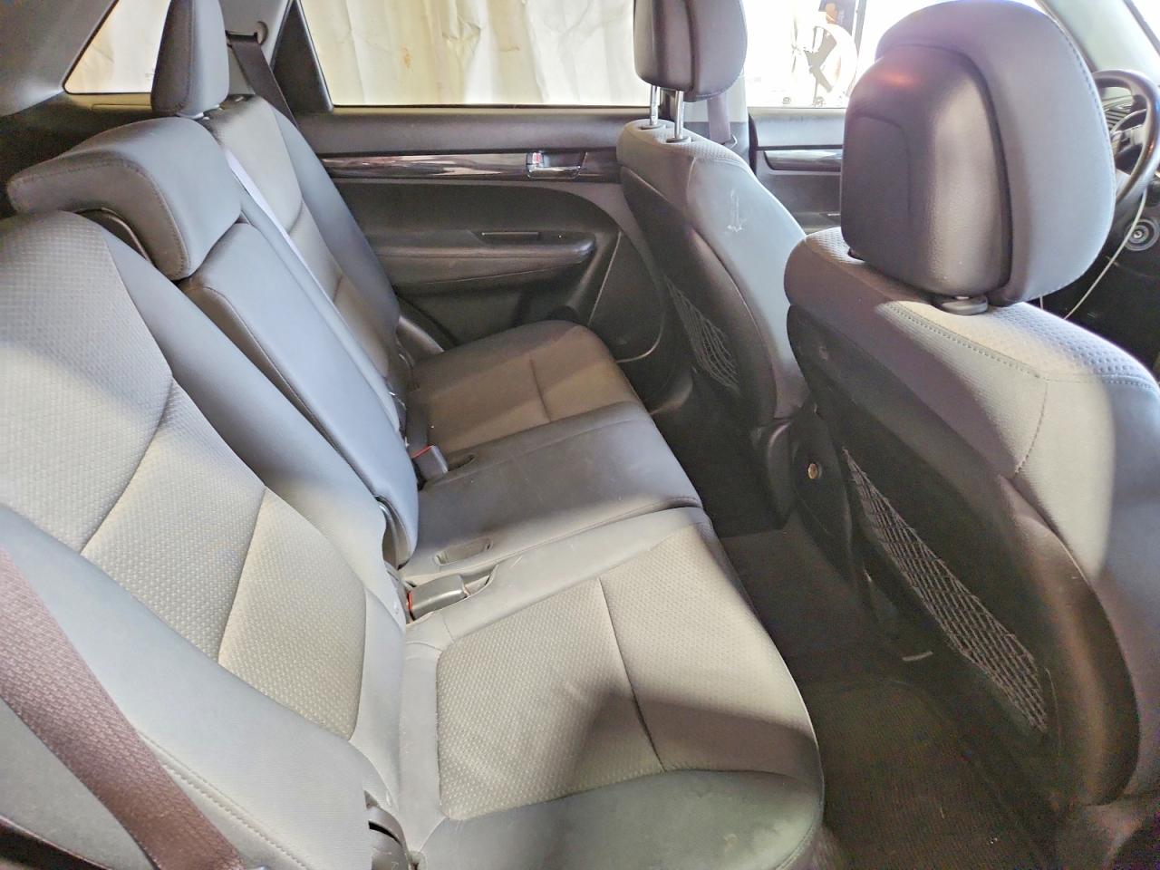 2013 Kia Sorento Lx Gray vin: 5XYKTDA23DG386128