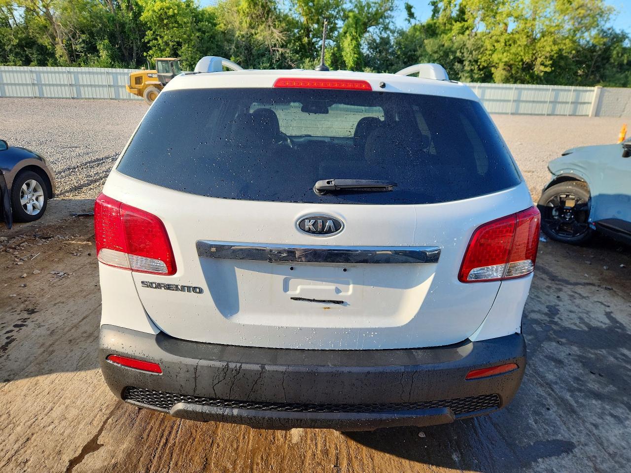 2013 Kia Sorento Lx White vin: 5XYKTDA24DG310160